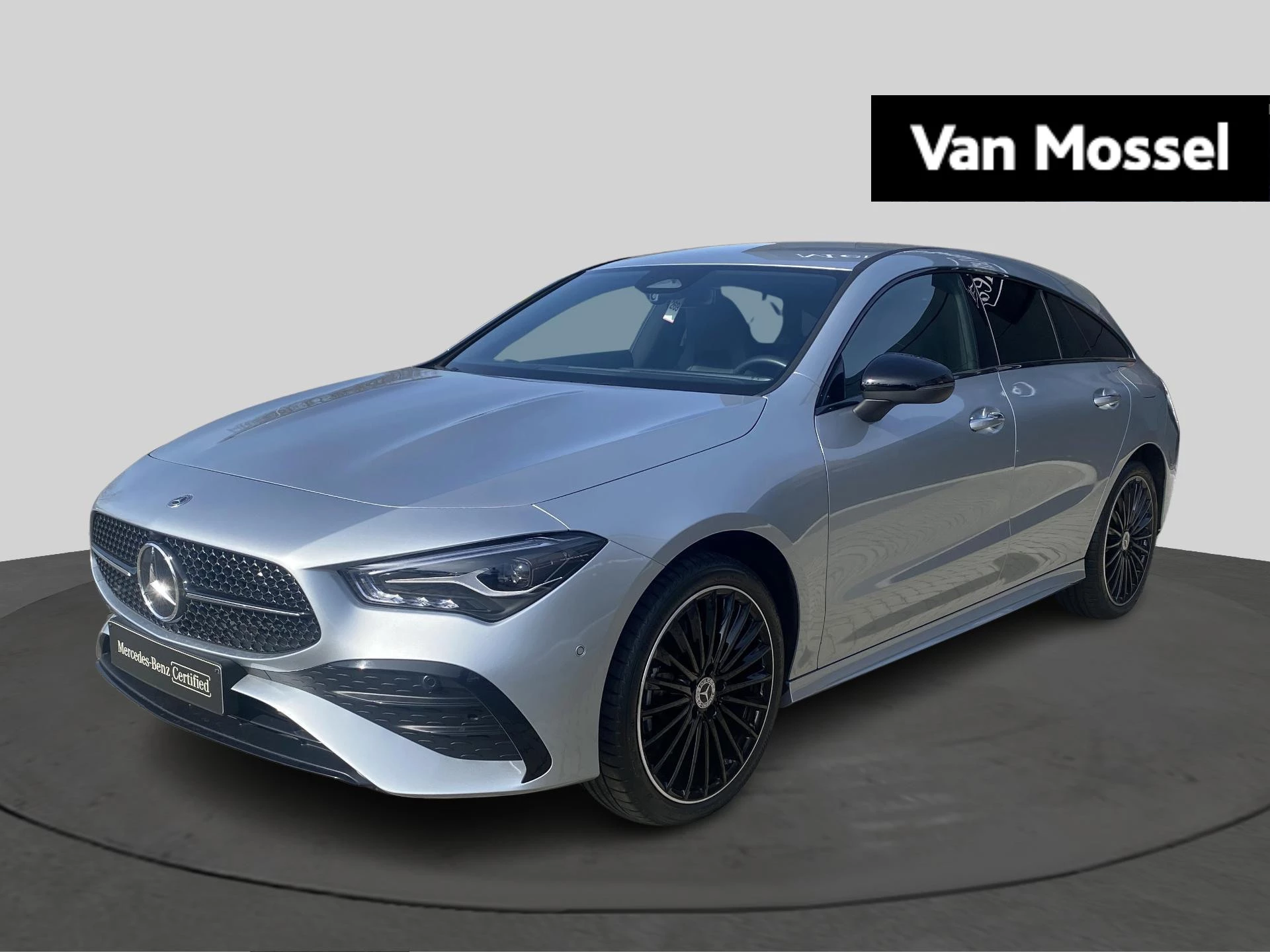 Mercedes-Benz-CLA-image-0