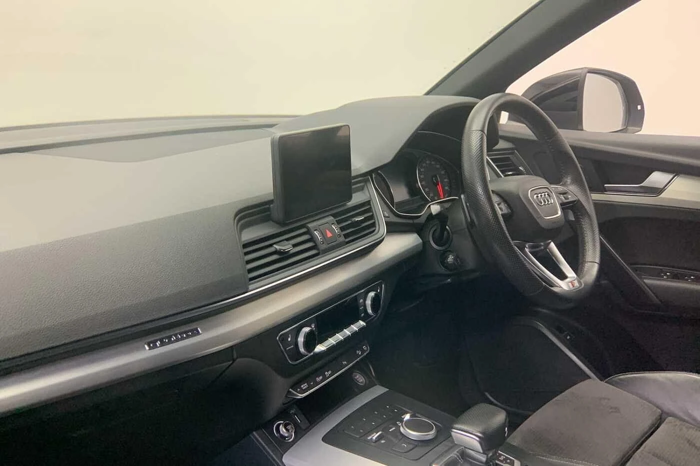 Audi-Q5-image-11