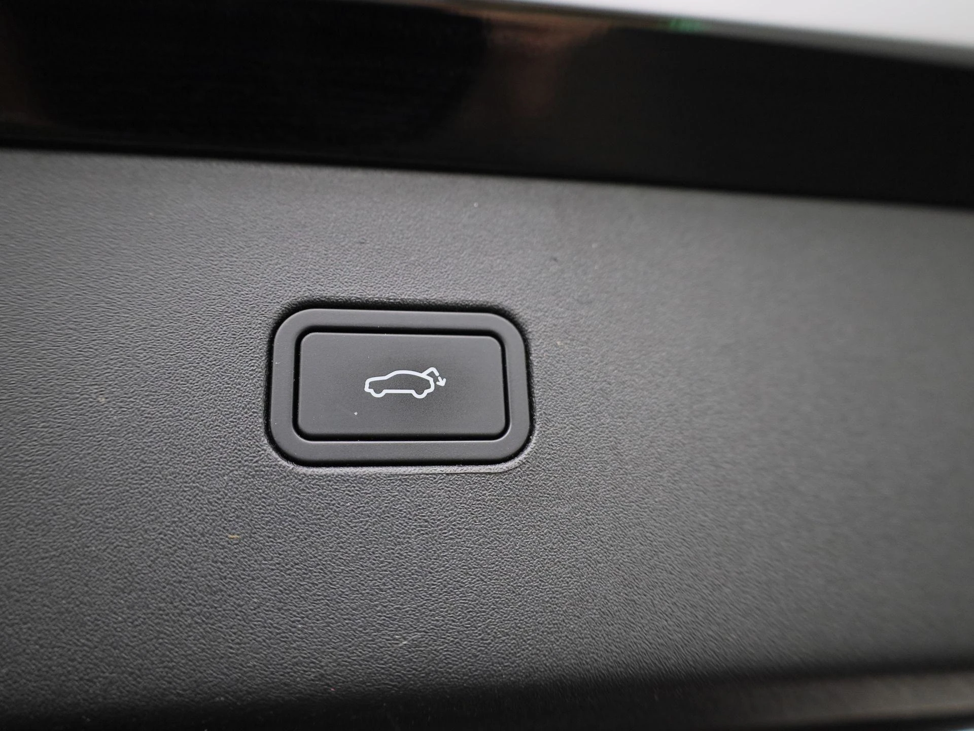Volvo-EX30-image-15