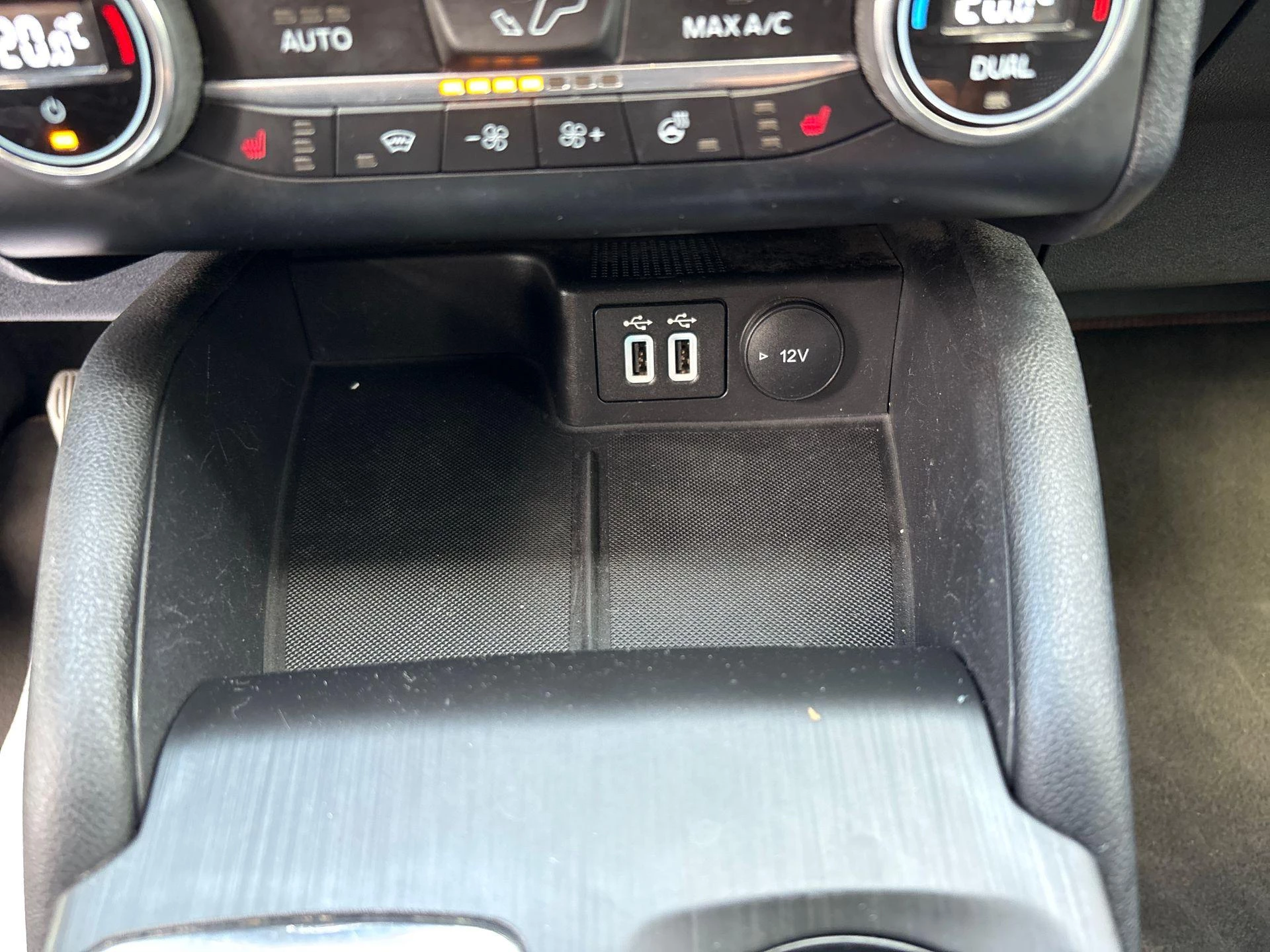 Ford Kuga 2.5 PHEV st-line