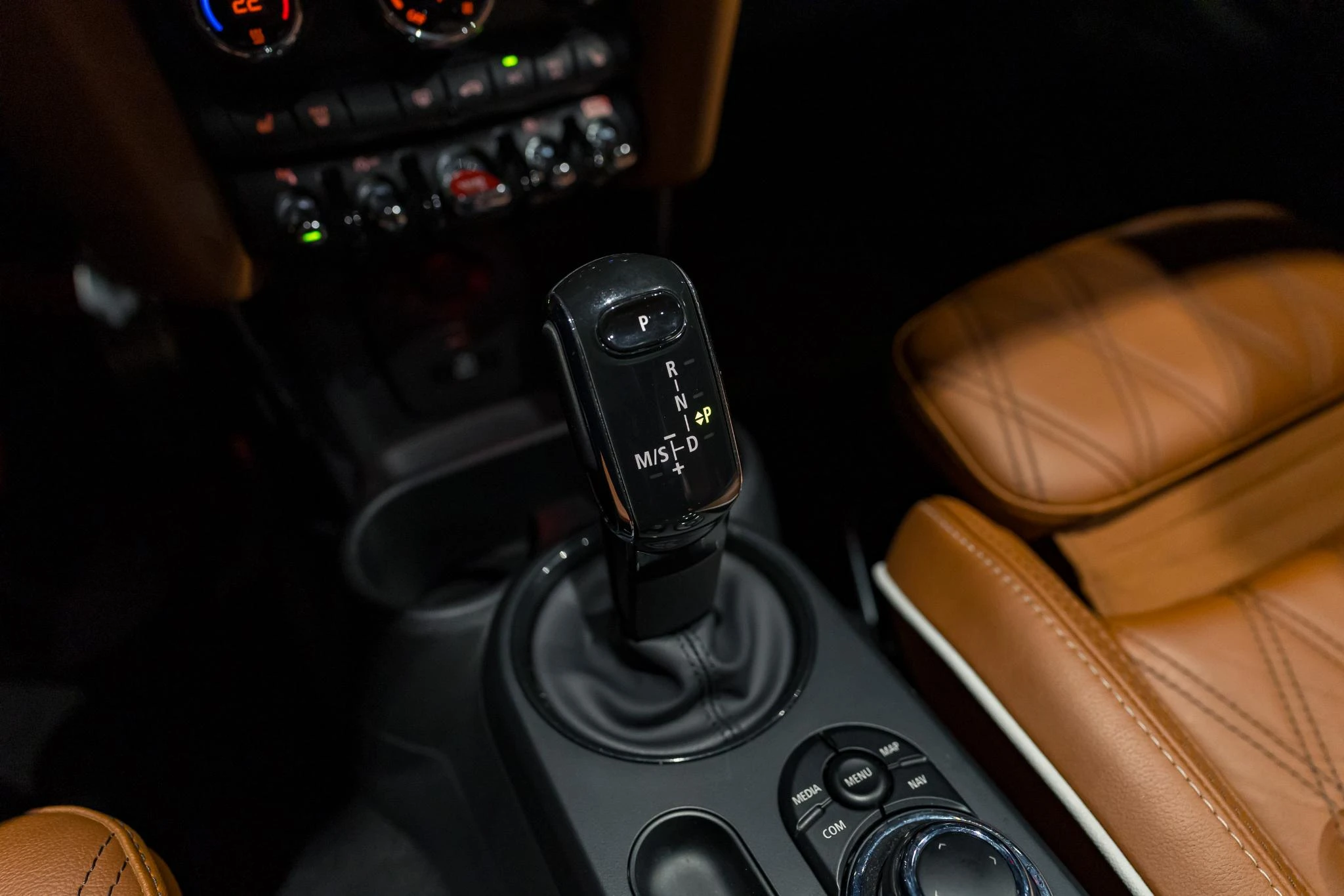 MINI-Cooper-image-38