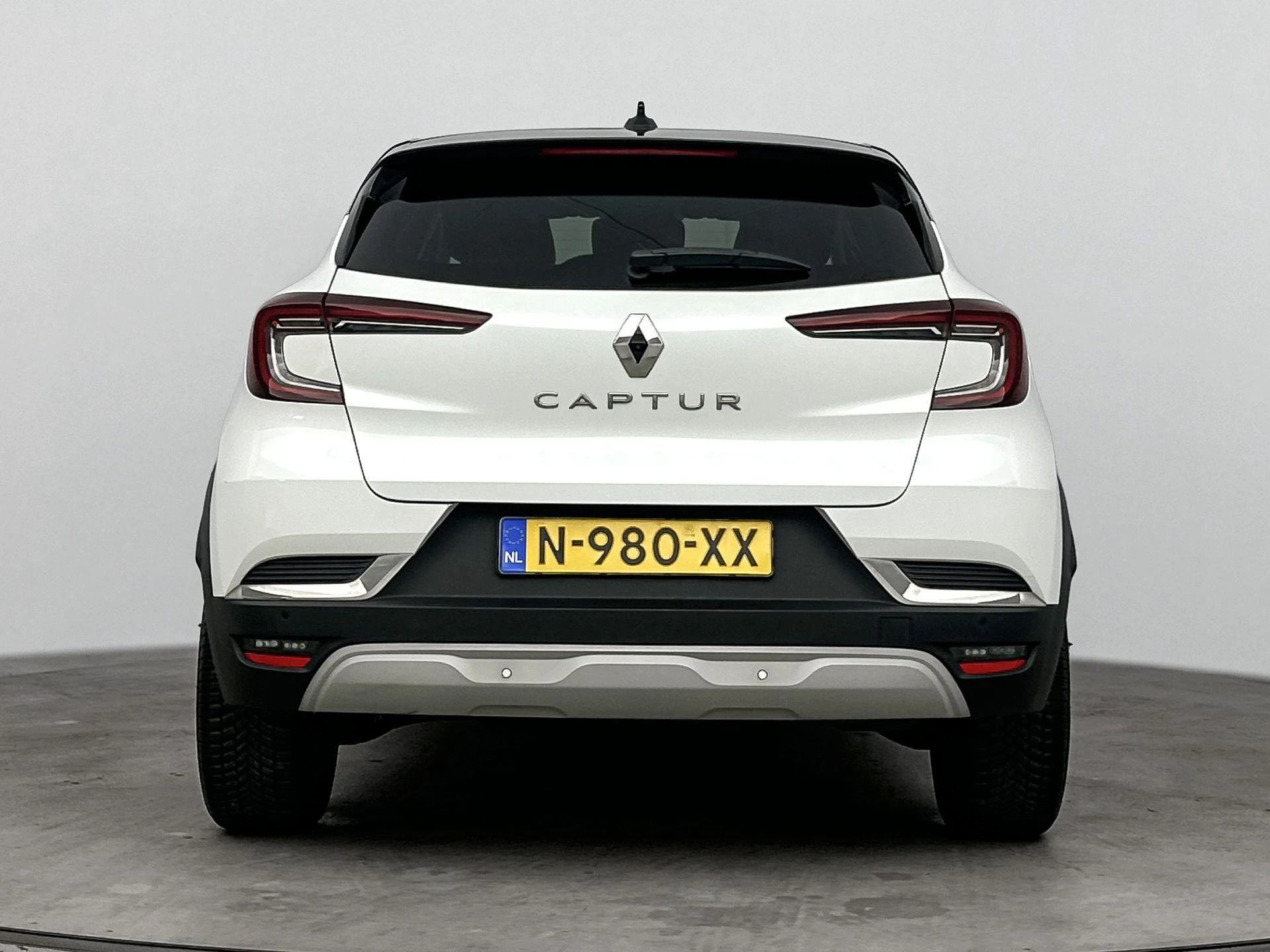 Renault-Captur-image-2