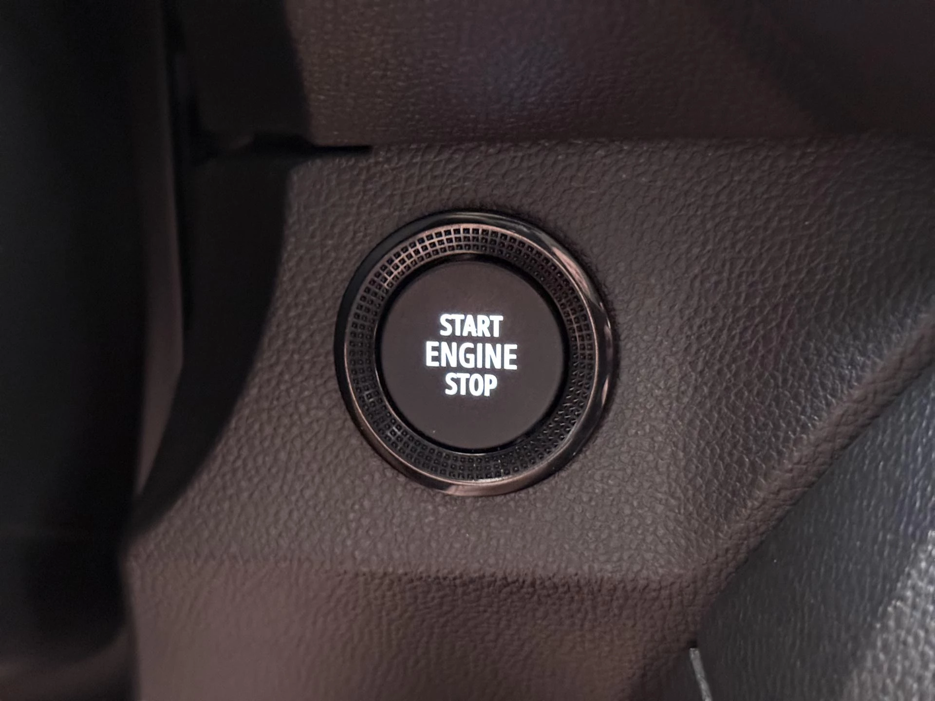Dacia-Sandero Stepway-image-20