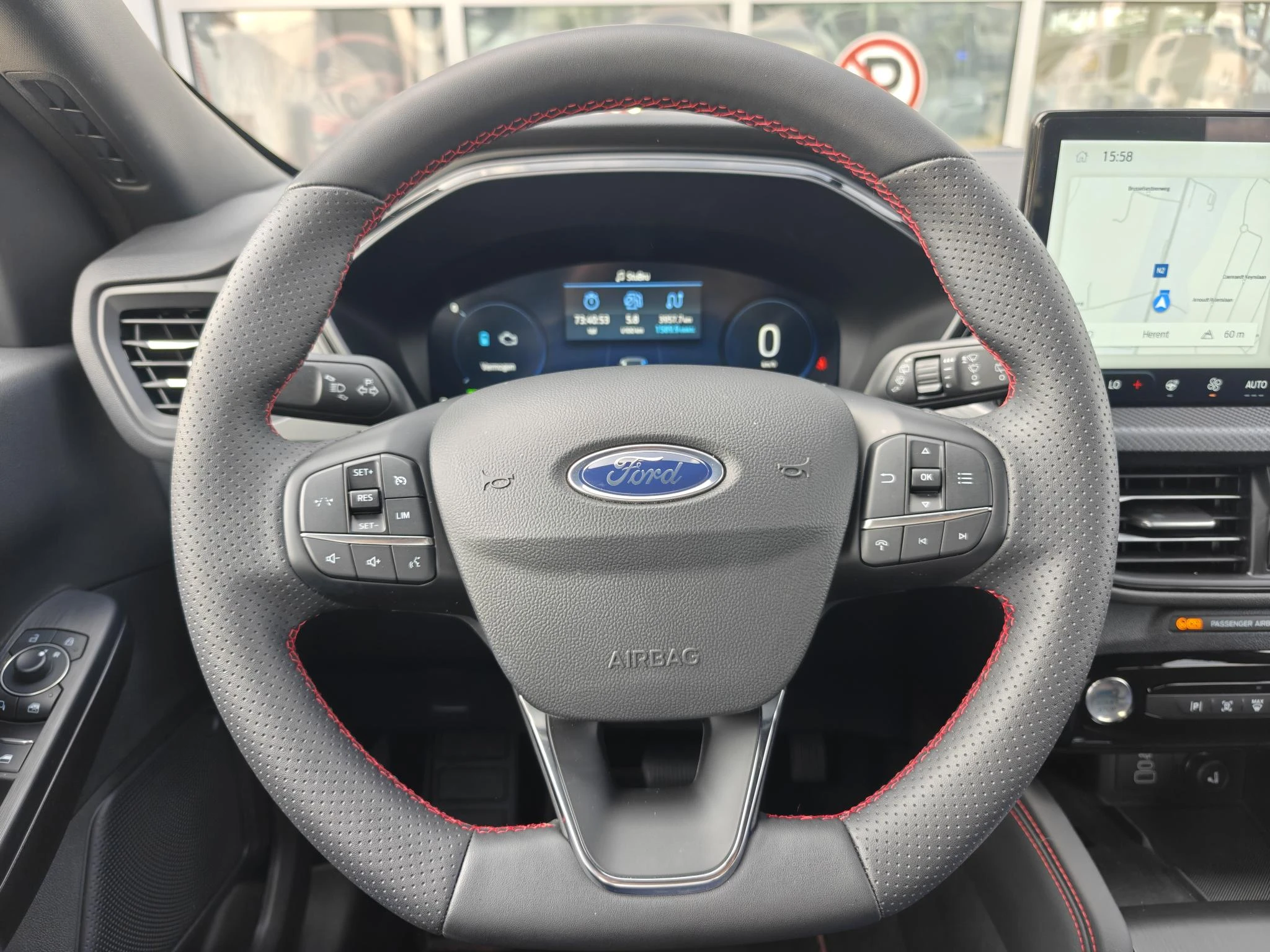 Ford-Kuga-image-10
