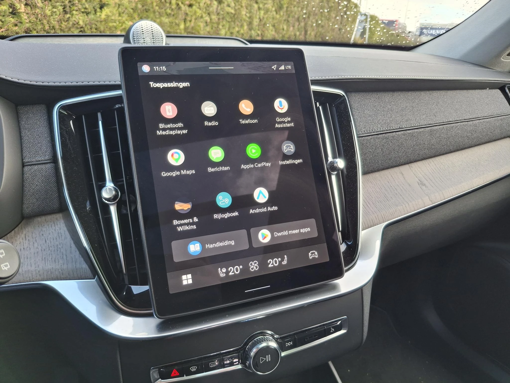 Volvo-XC90-image-27