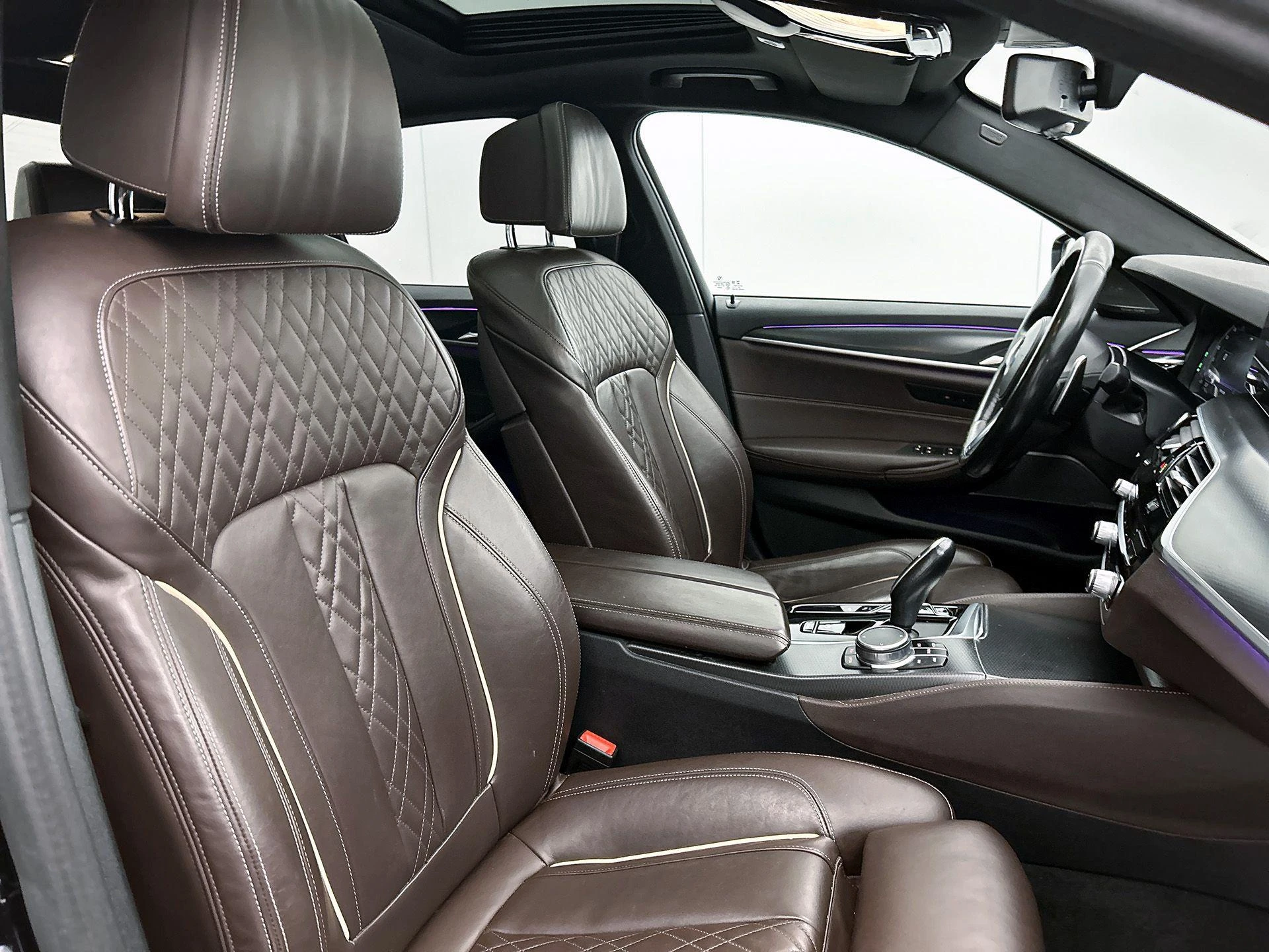BMW-5 Serie-image-38