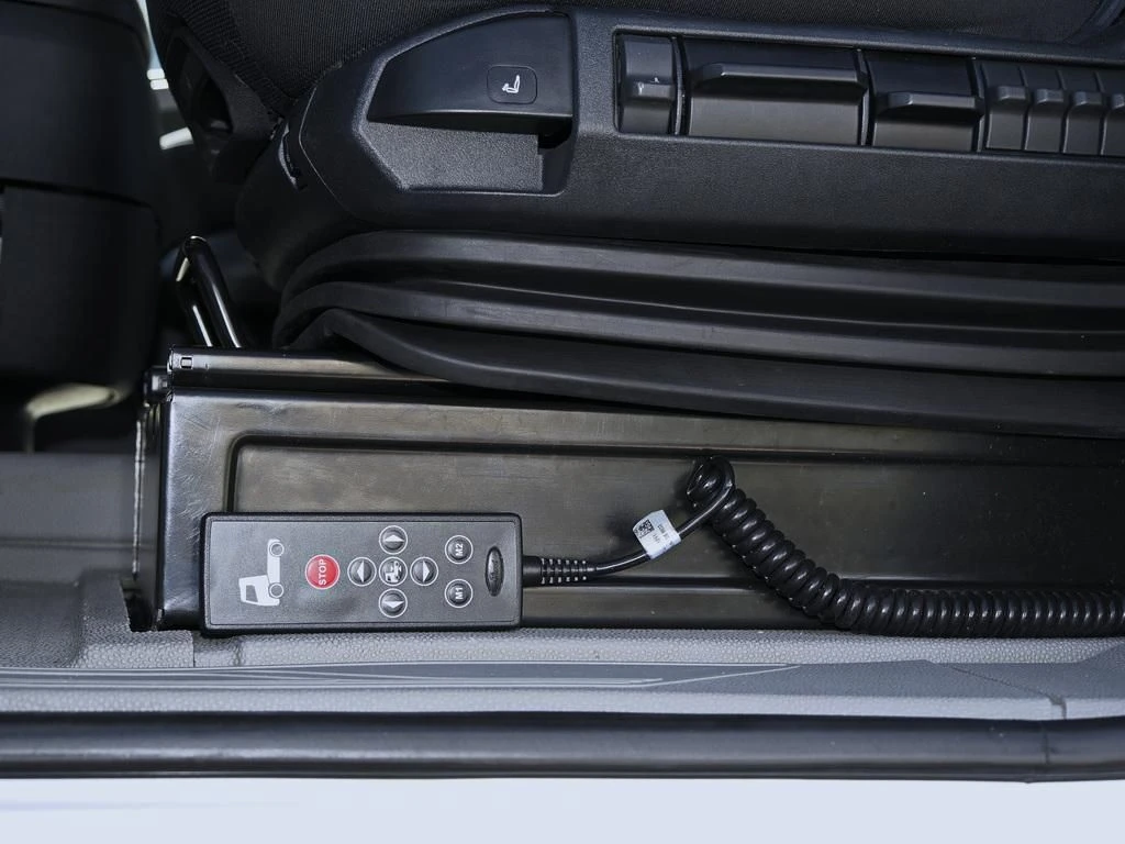 Ford--image-11