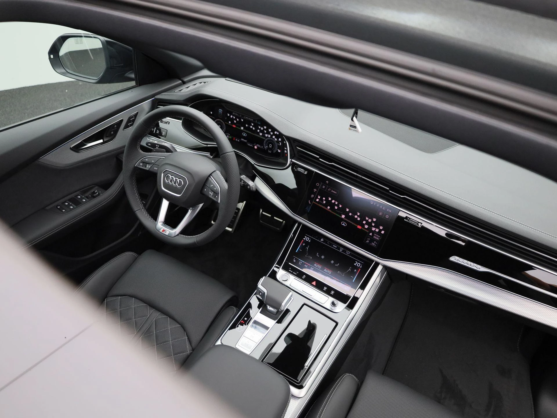 Audi Q8 60 TFSI e quattro Pro Line S Competition 490 PK