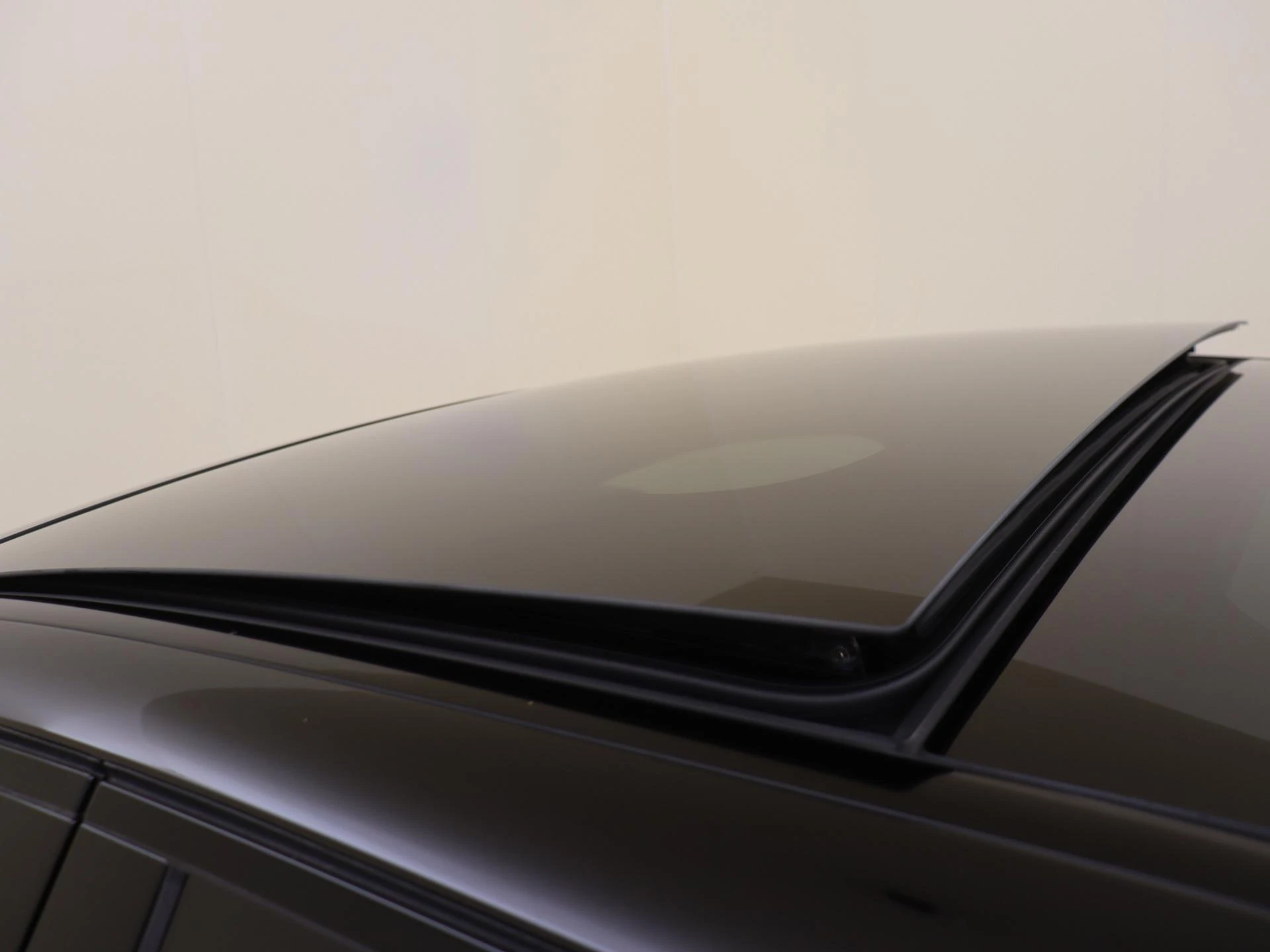 Mercedes-Benz-E-Klasse-image-28