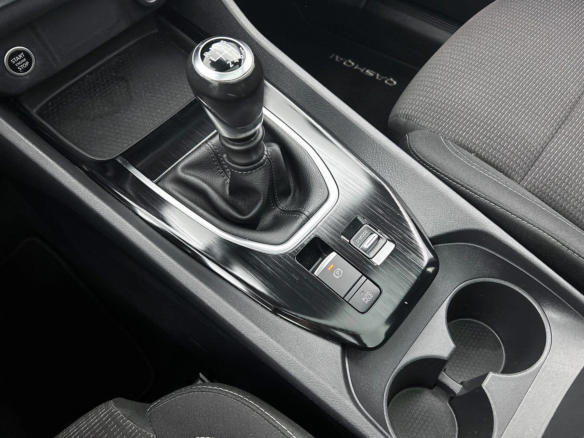 Nissan-QASHQAI-image-23