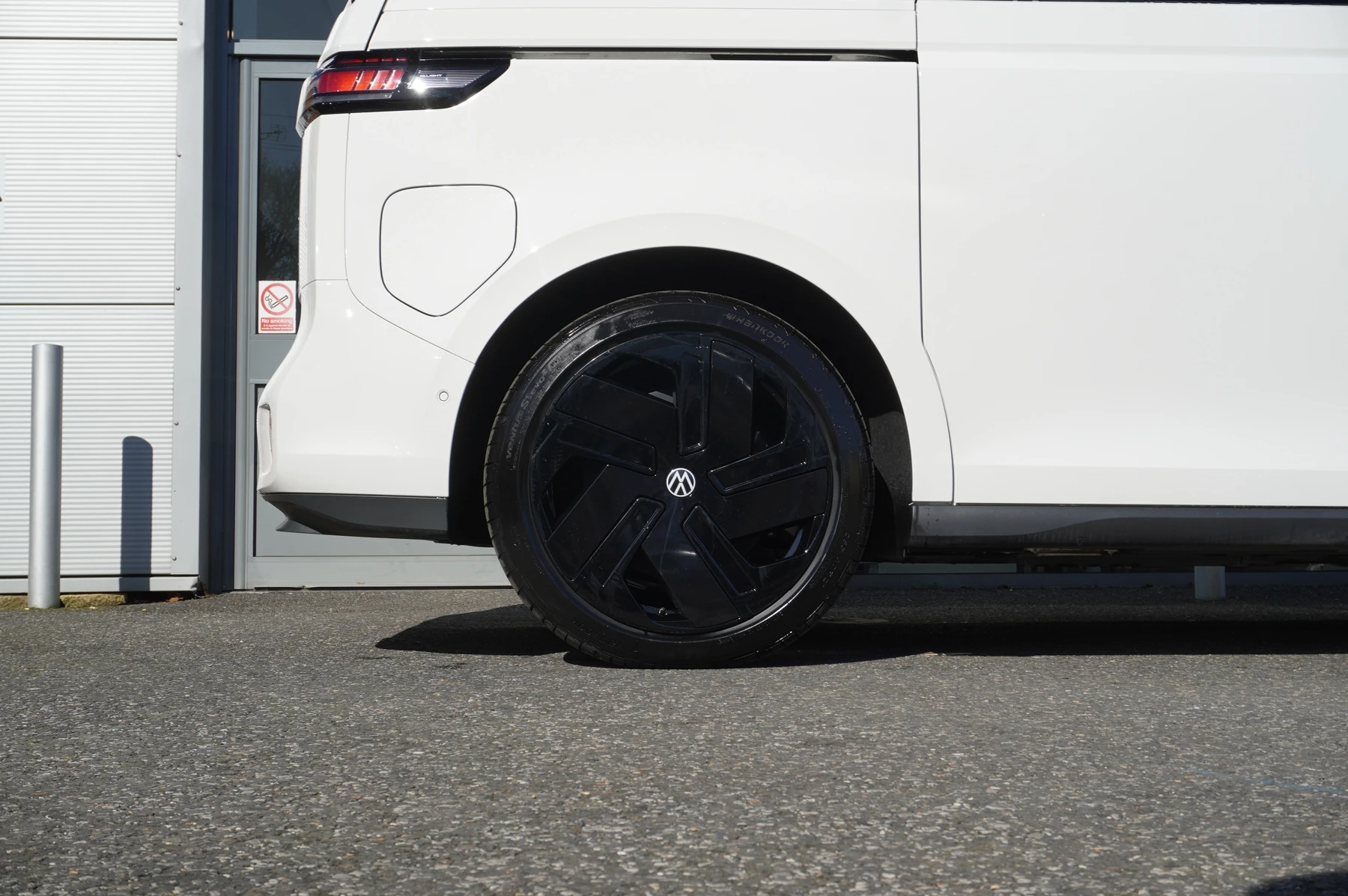 Volkswagen-ID. Buzz-image-21