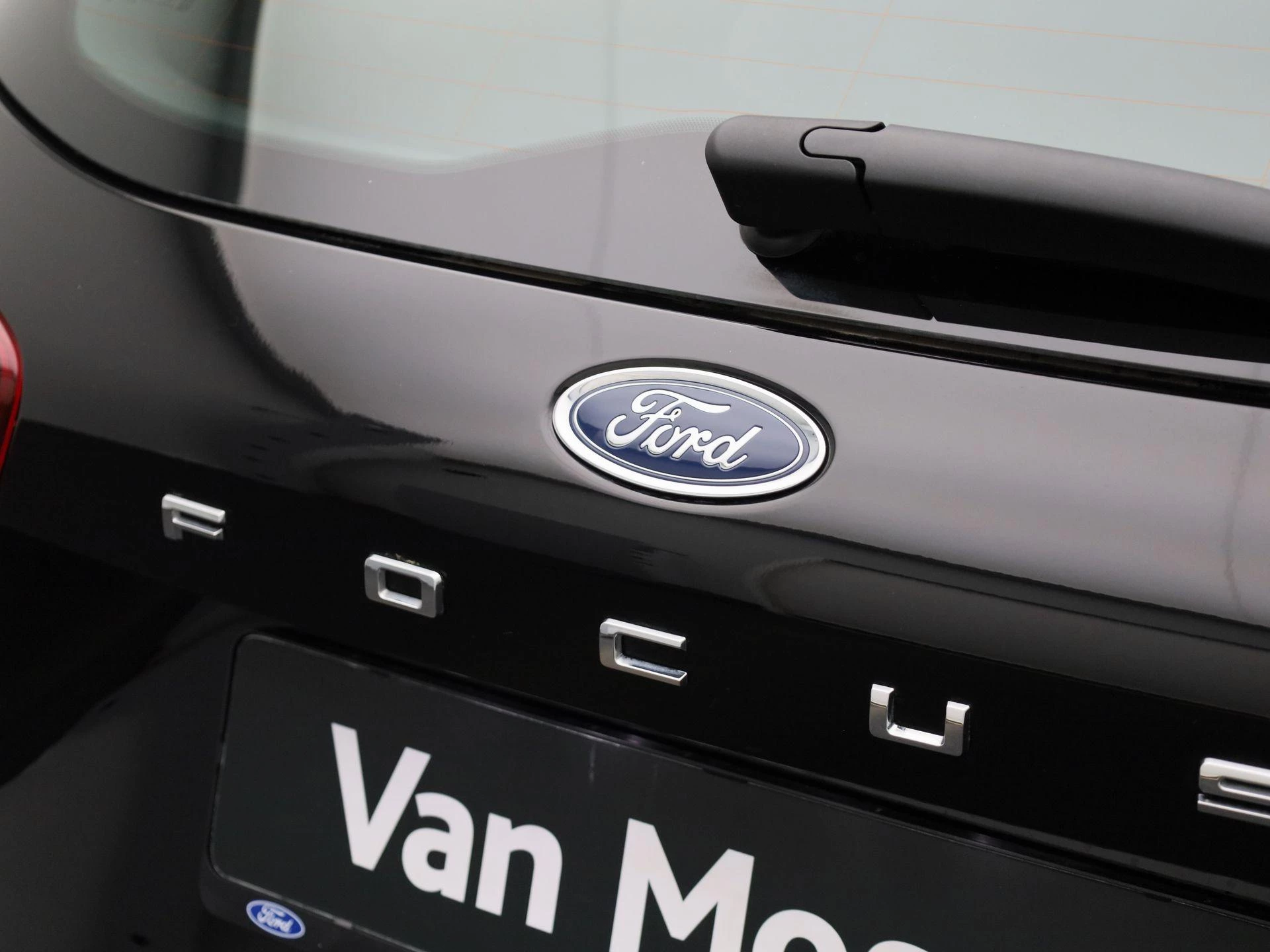 Ford Focus Wagon 1.0 EcoBoost Hybrid Titanium