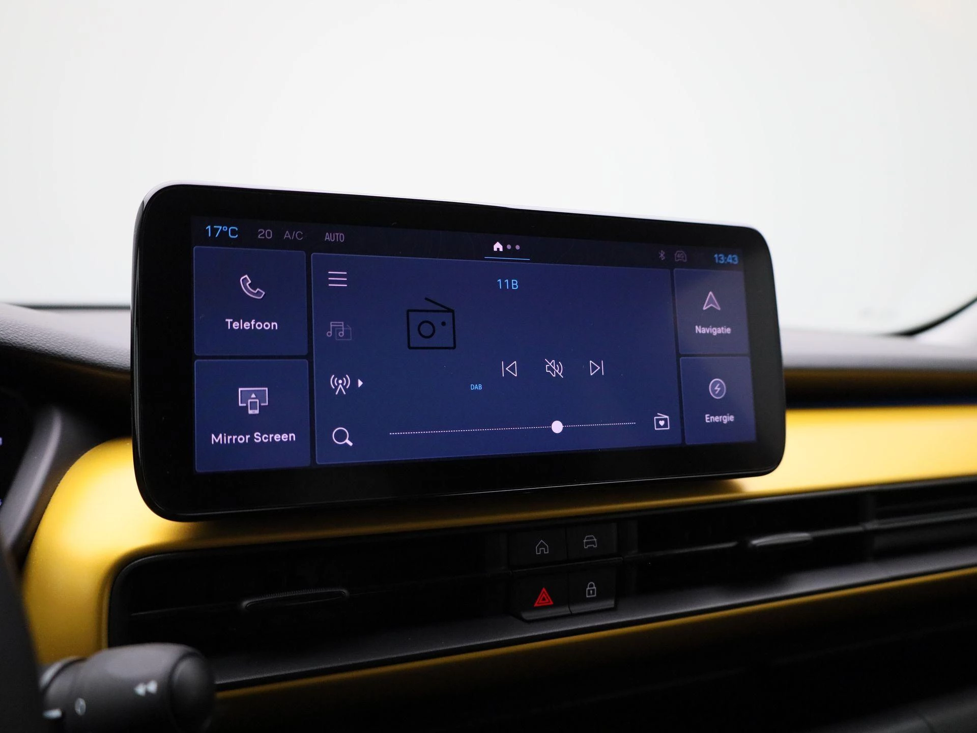 Jeep-Avenger-image-14