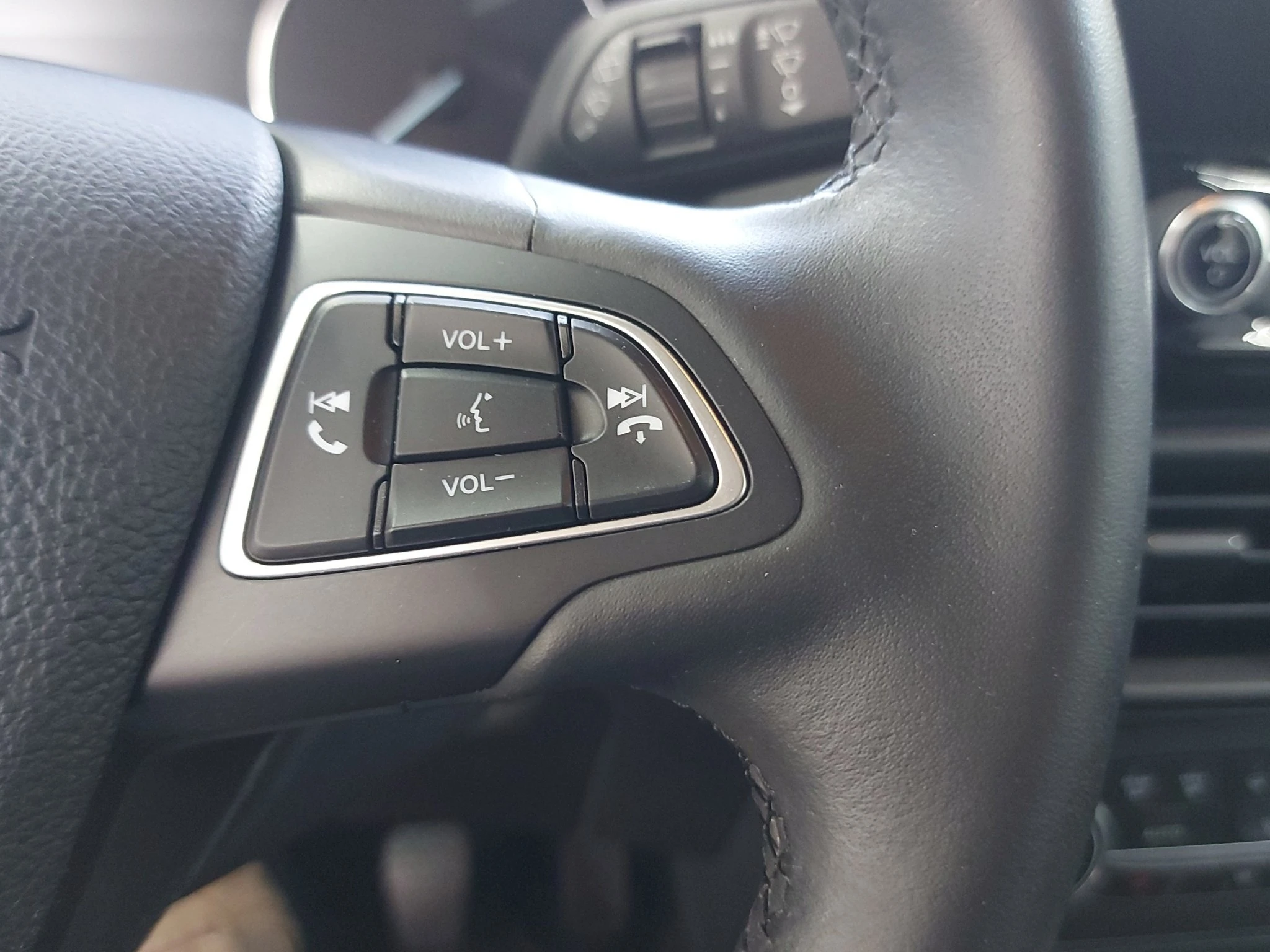 Ford-EcoSport-image-20
