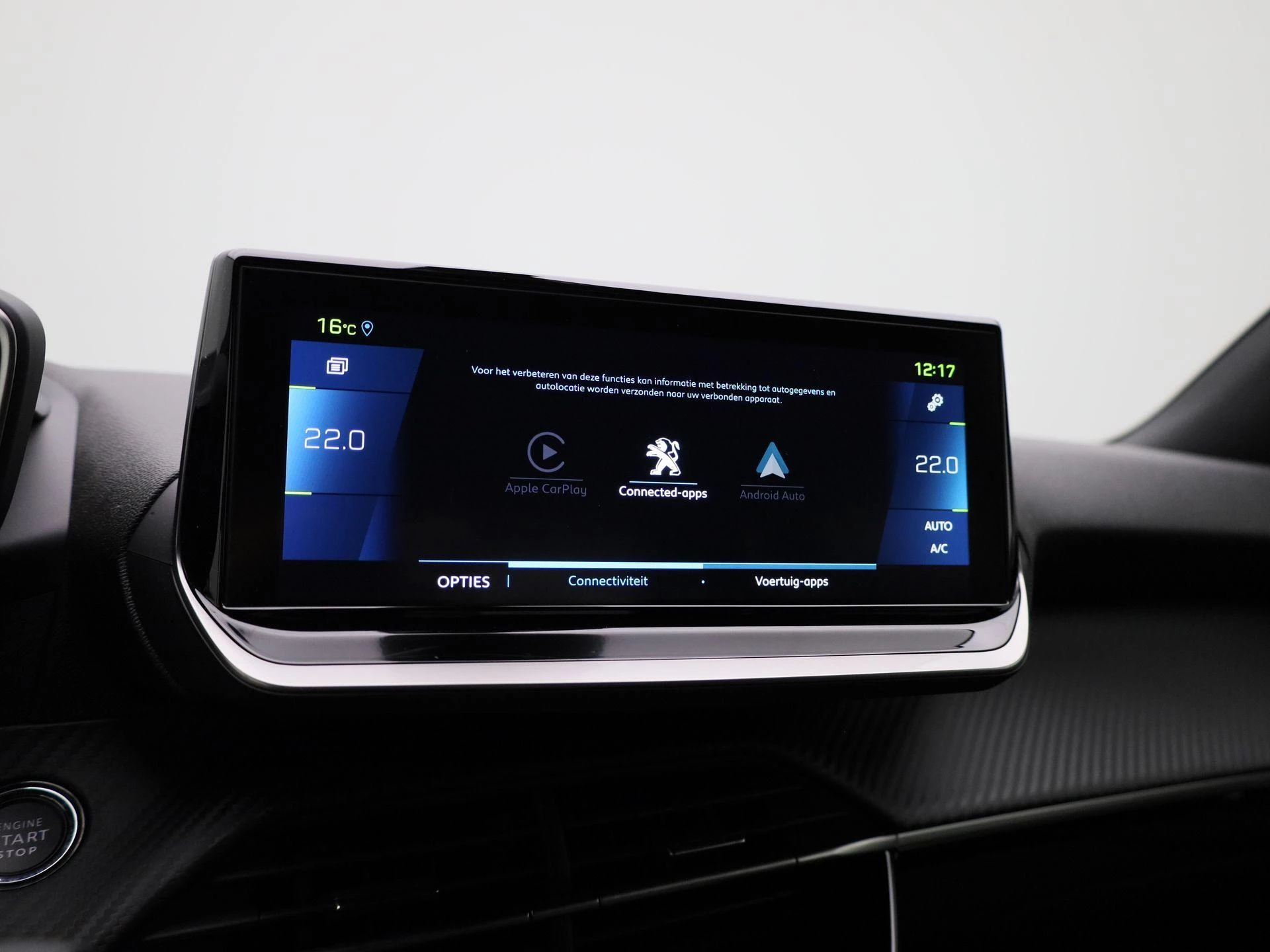 Peugeot-e-2008-image-18
