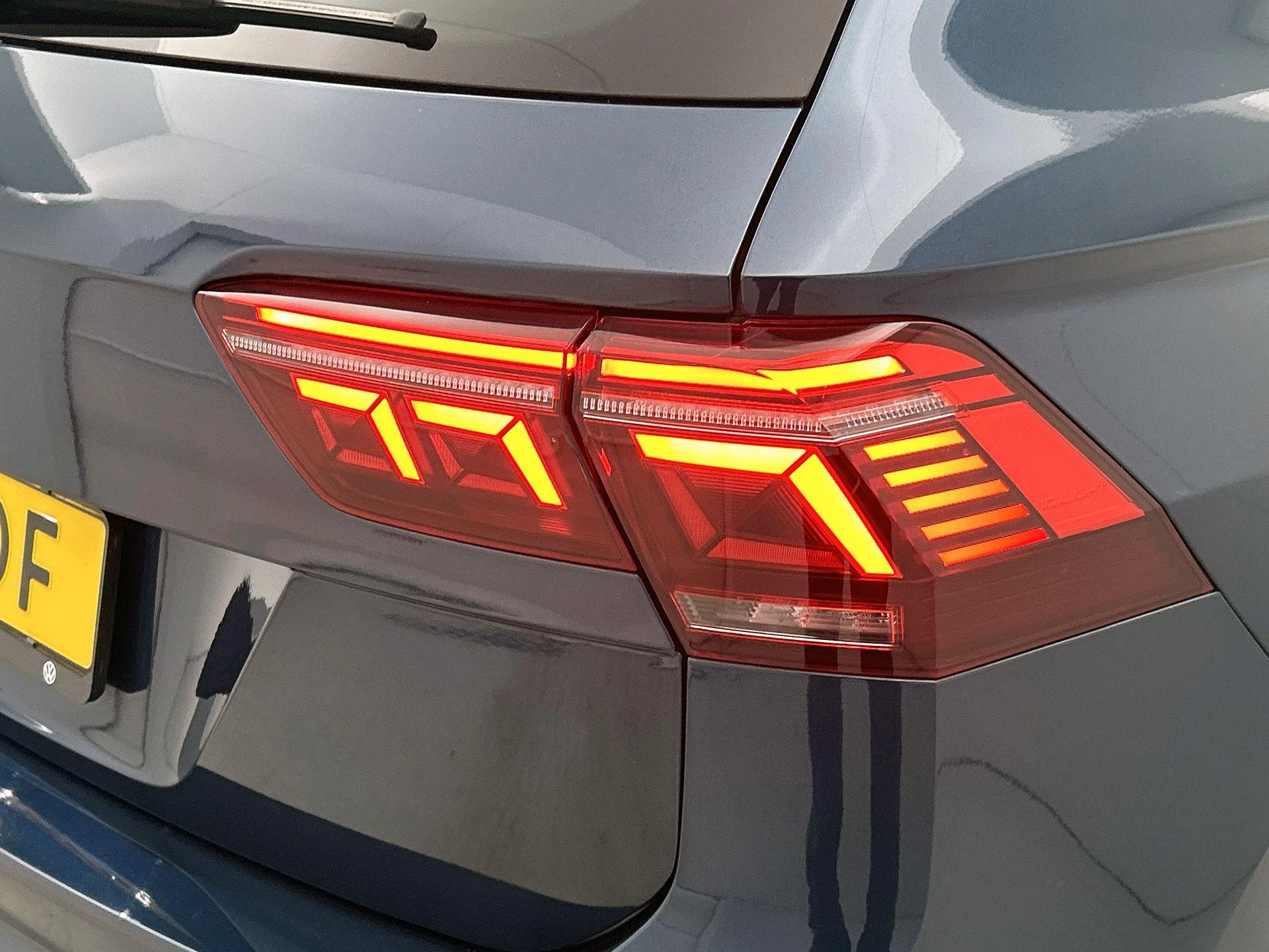 Volkswagen-Tiguan-image-27