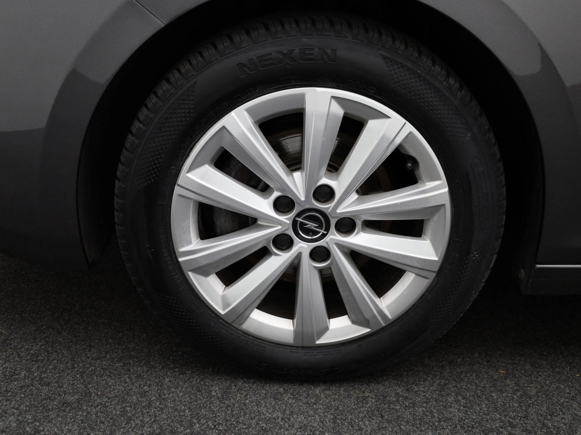 Opel-Astra-image-13
