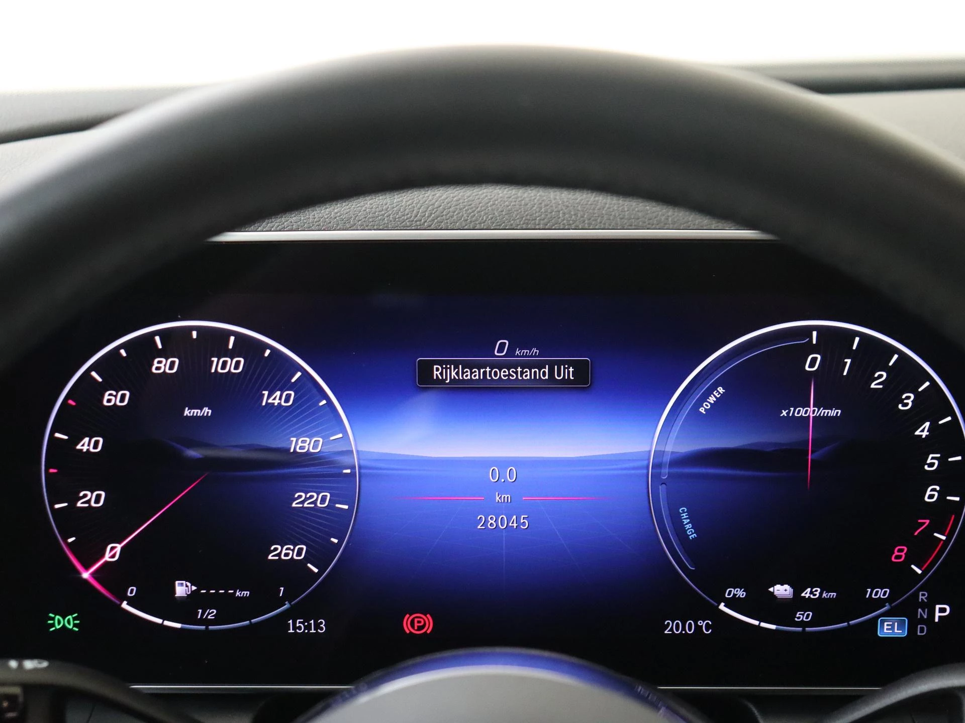 Mercedes-Benz-GLC-image-11