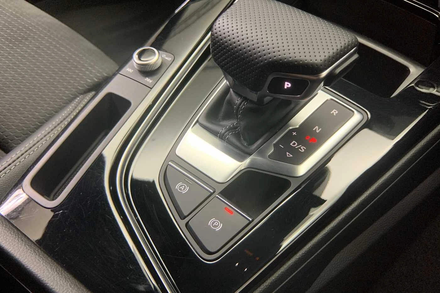 Audi-A4-image-23