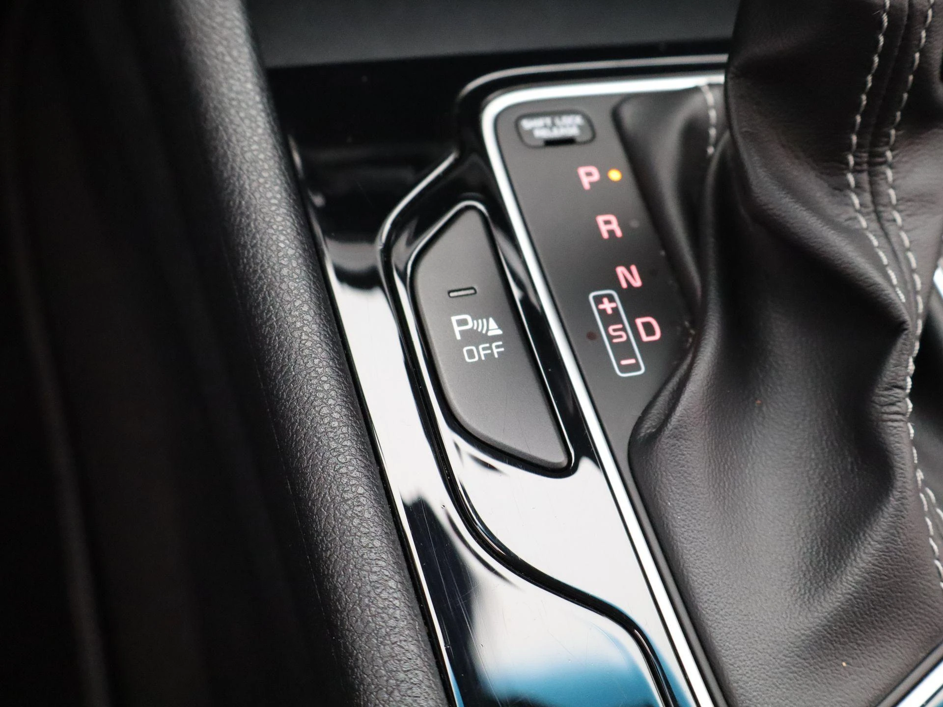 Kia-Niro-image-19
