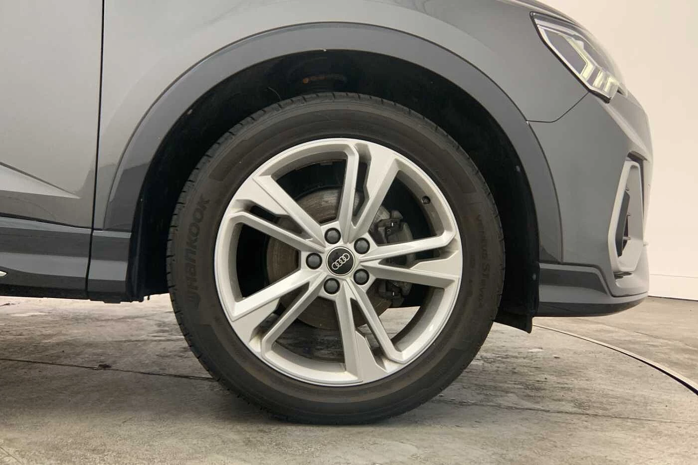 Audi-Q3-image-4