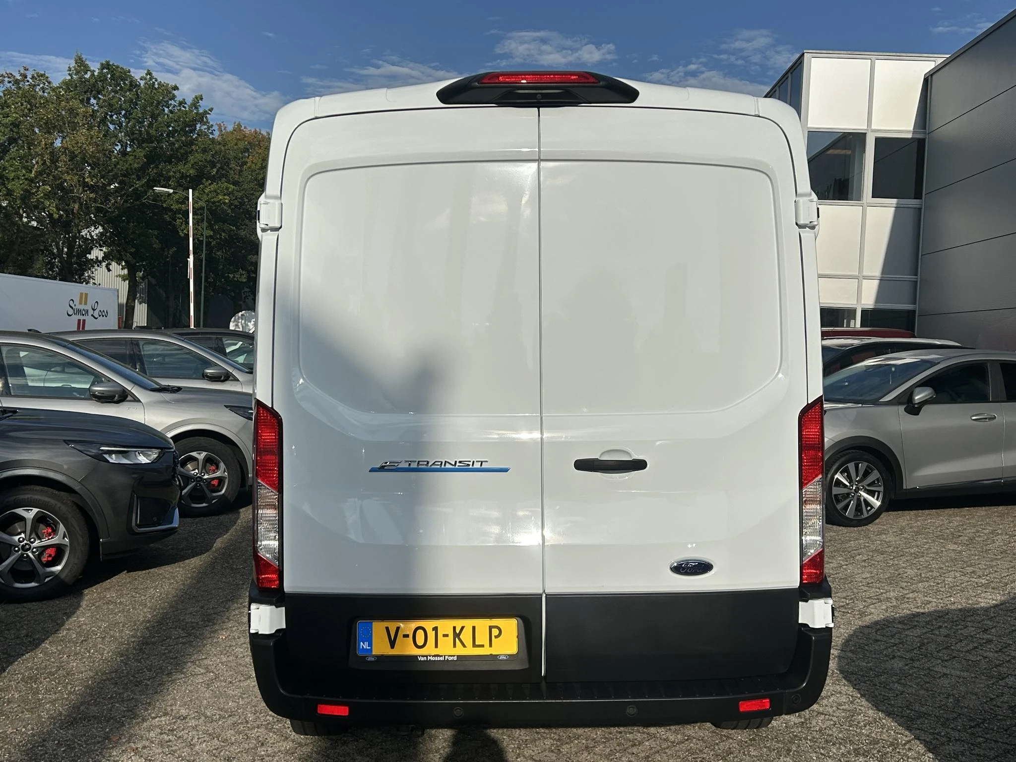 Ford-E-Transit-image-3