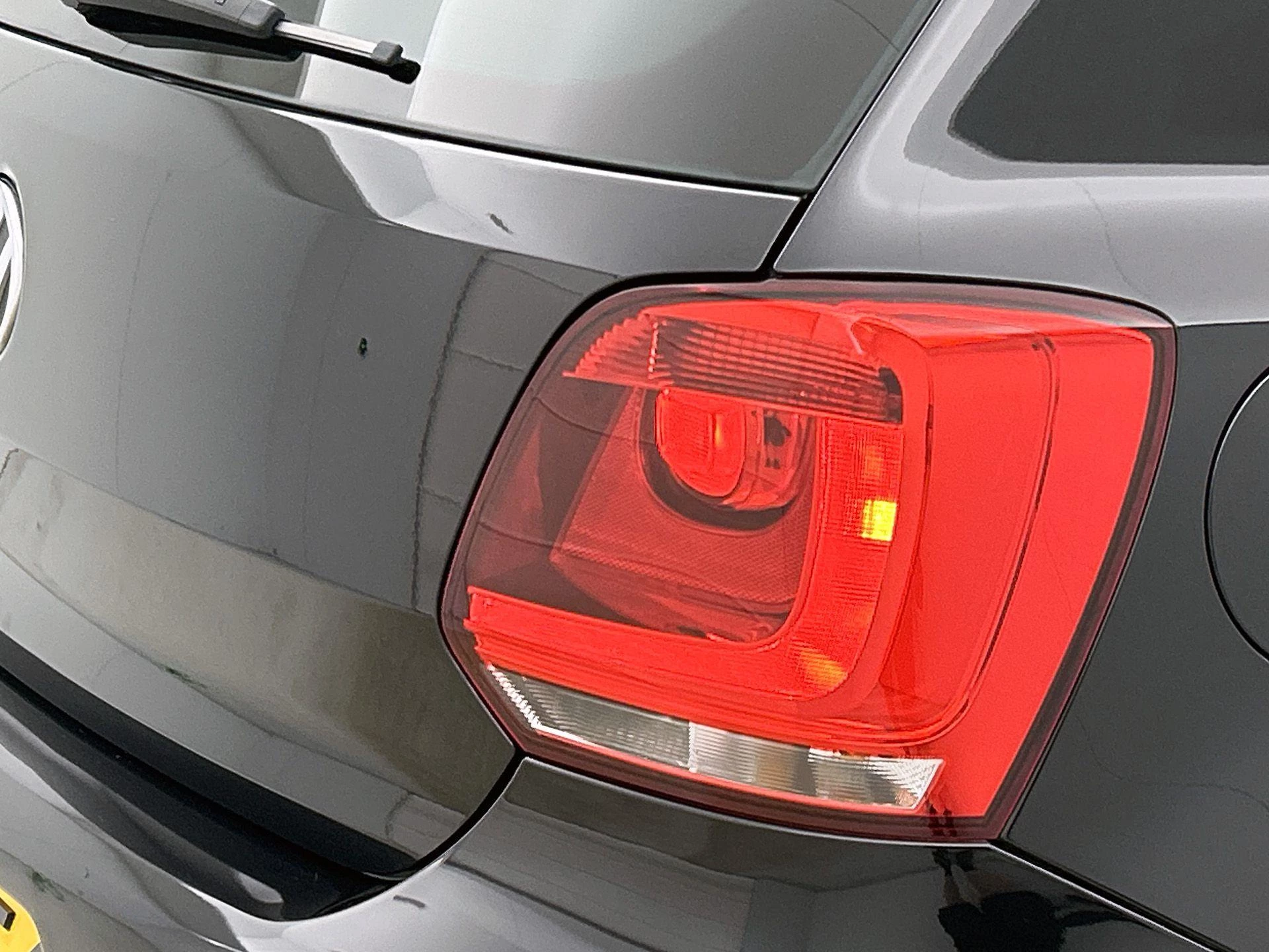 Volkswagen-Polo-image-16