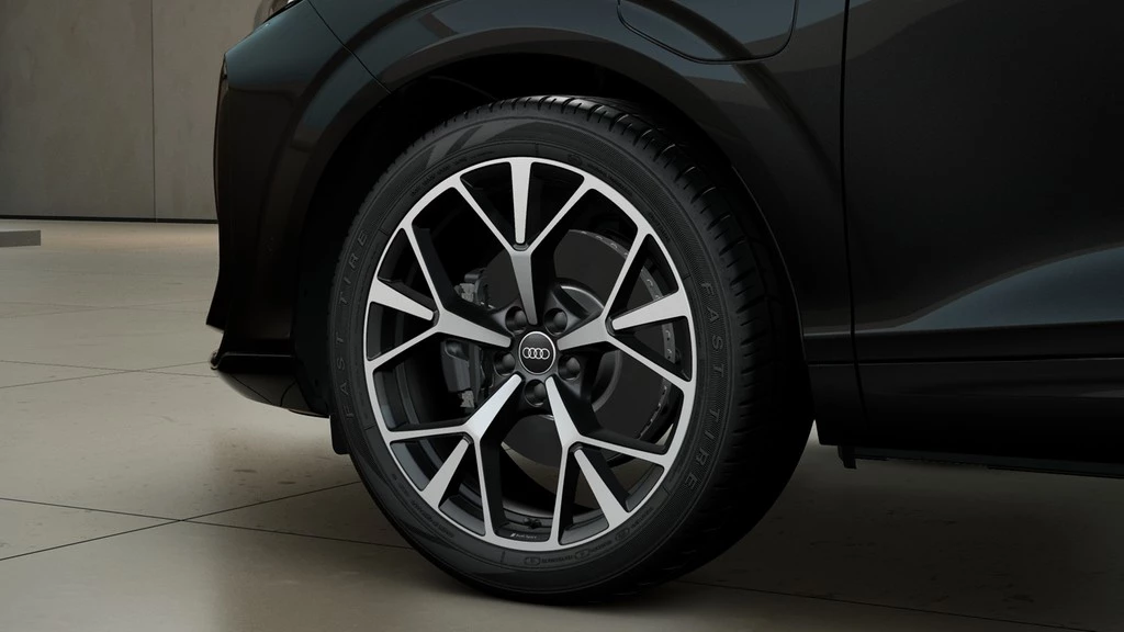 Audi Q3 e-hybrid S tronic S line Tech plus Navi