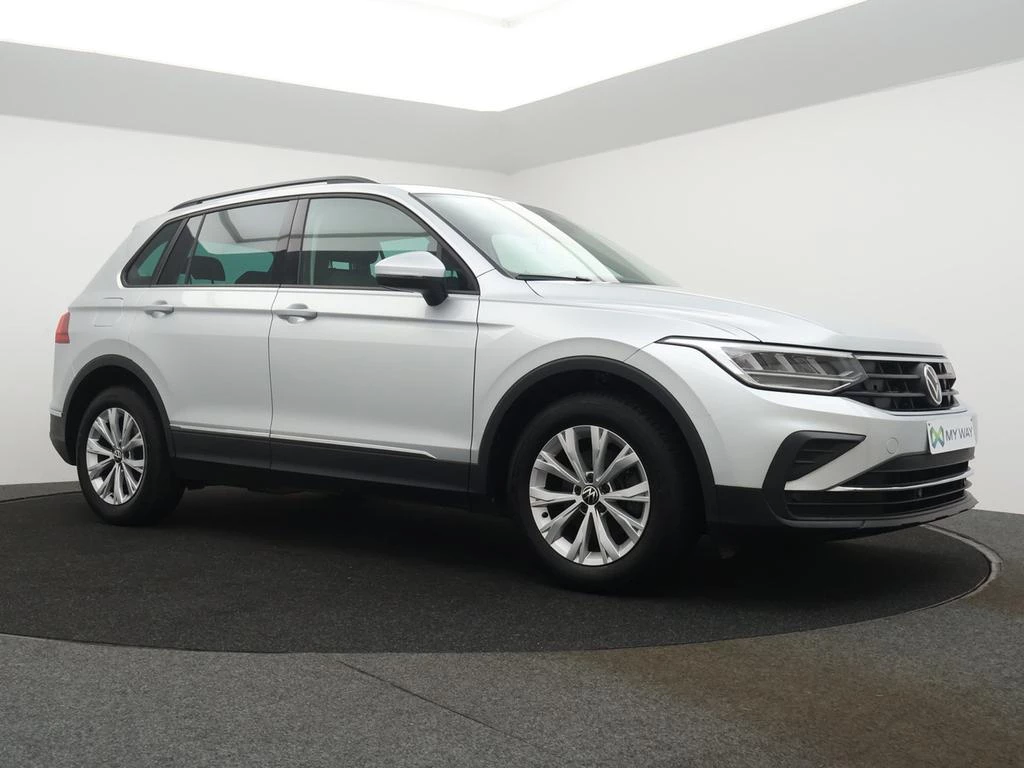 Volkswagen Tiguan Tiguan 1.5TSI Life 150PK *CAMERA*ACC*PDC*APP-CONNECT*ZETELVERWARMING*...*