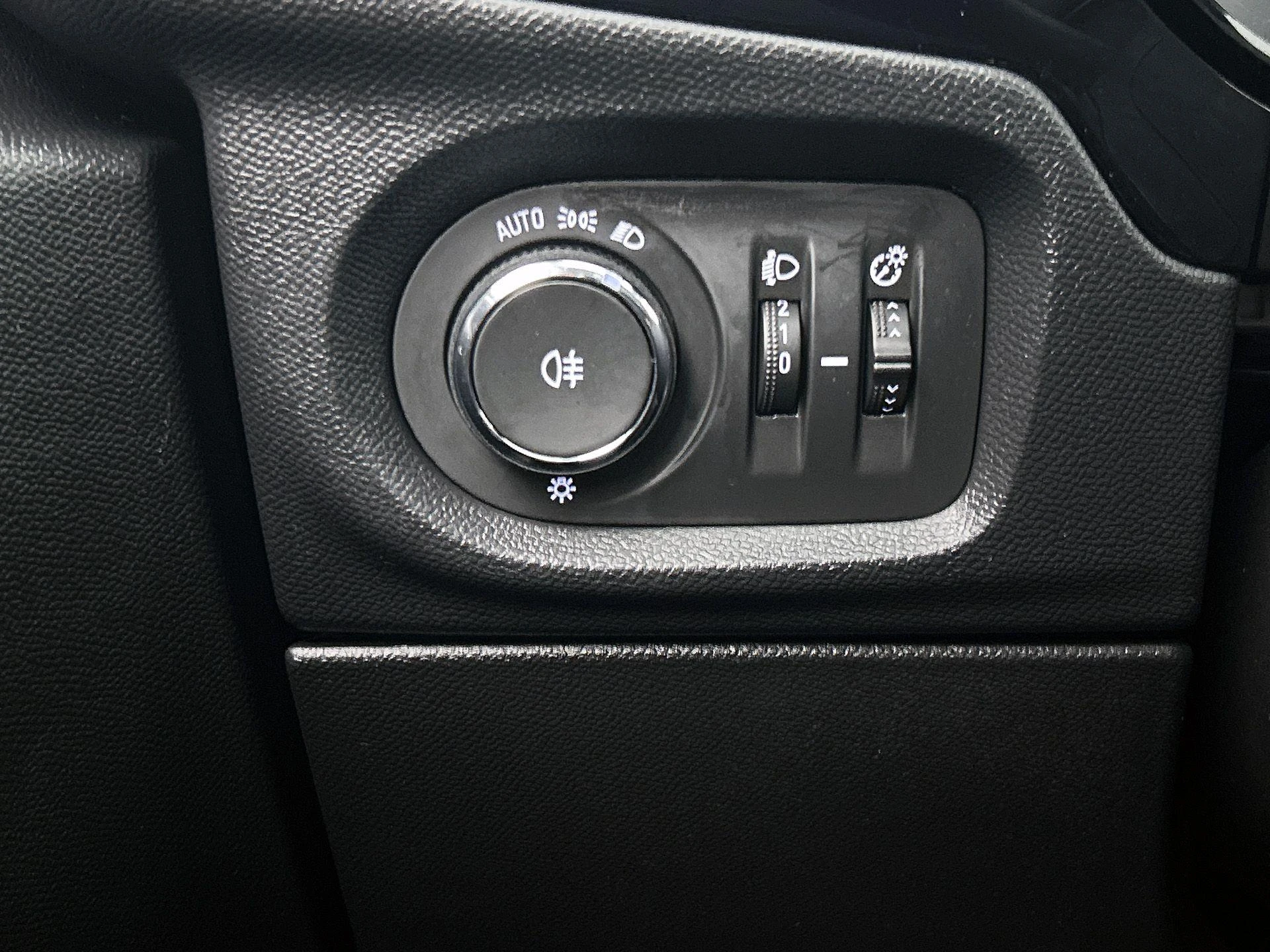 Opel-Corsa-image-19