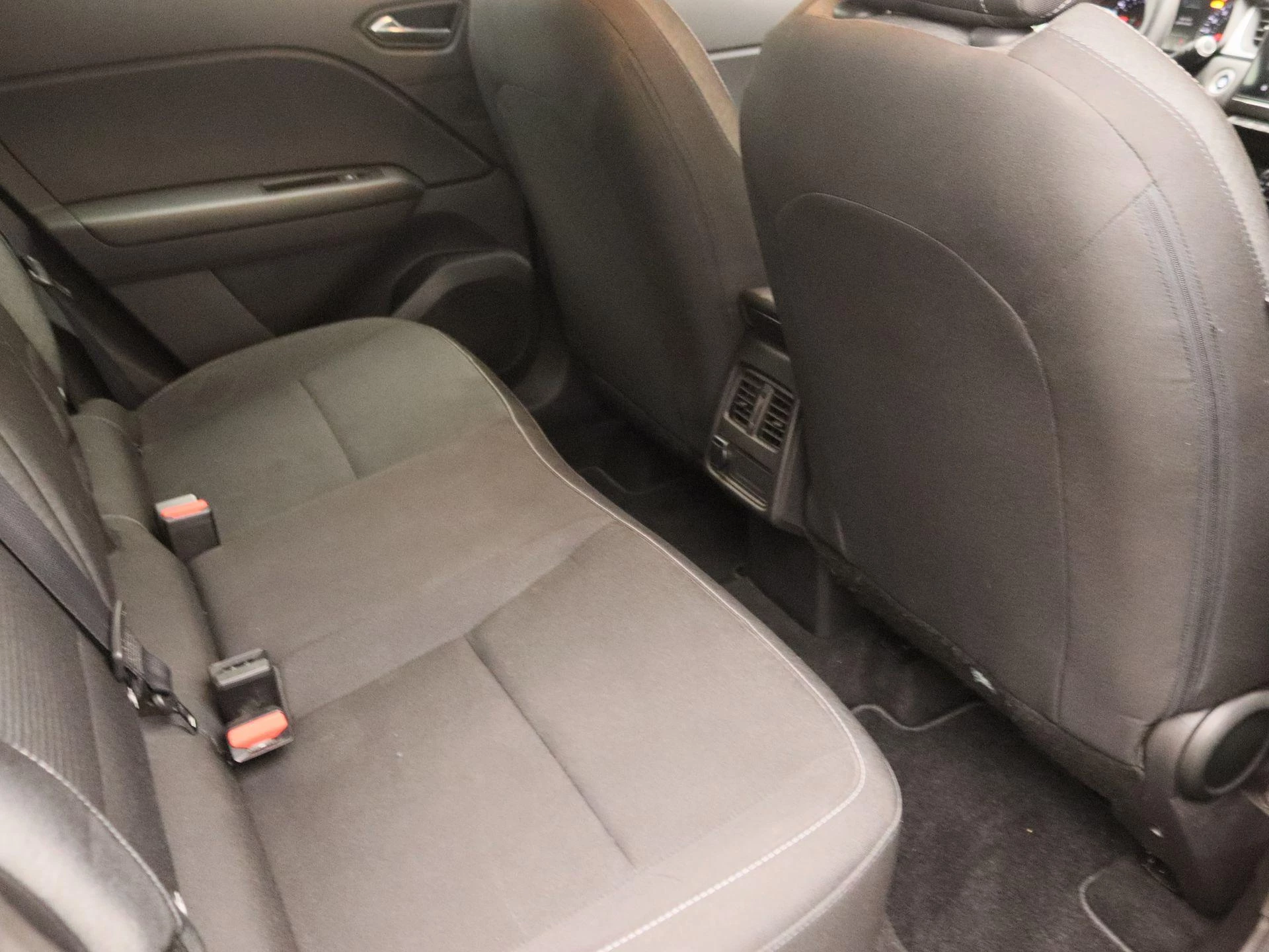 Renault-Captur-image-24