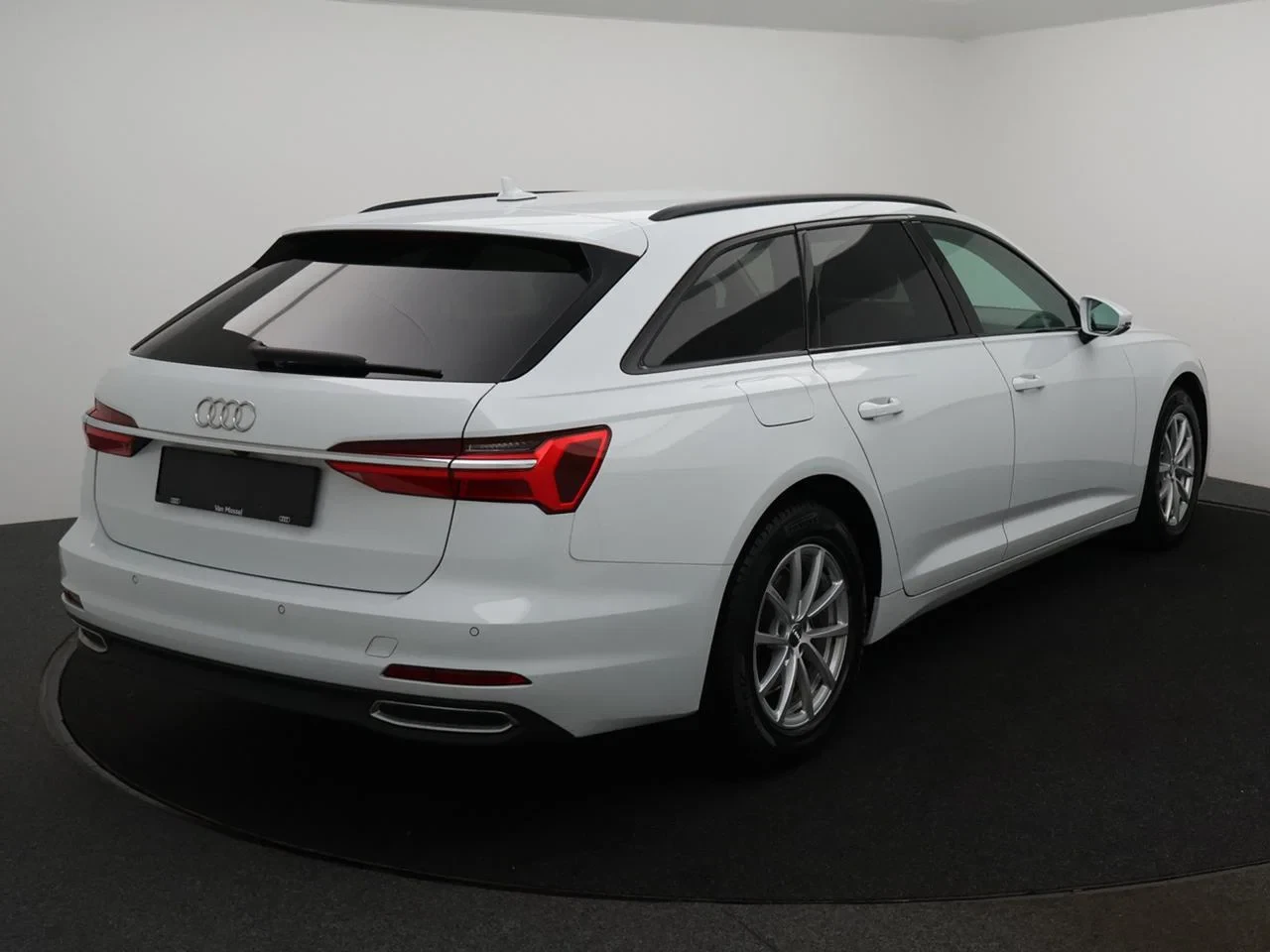 Audi-A6-image-1