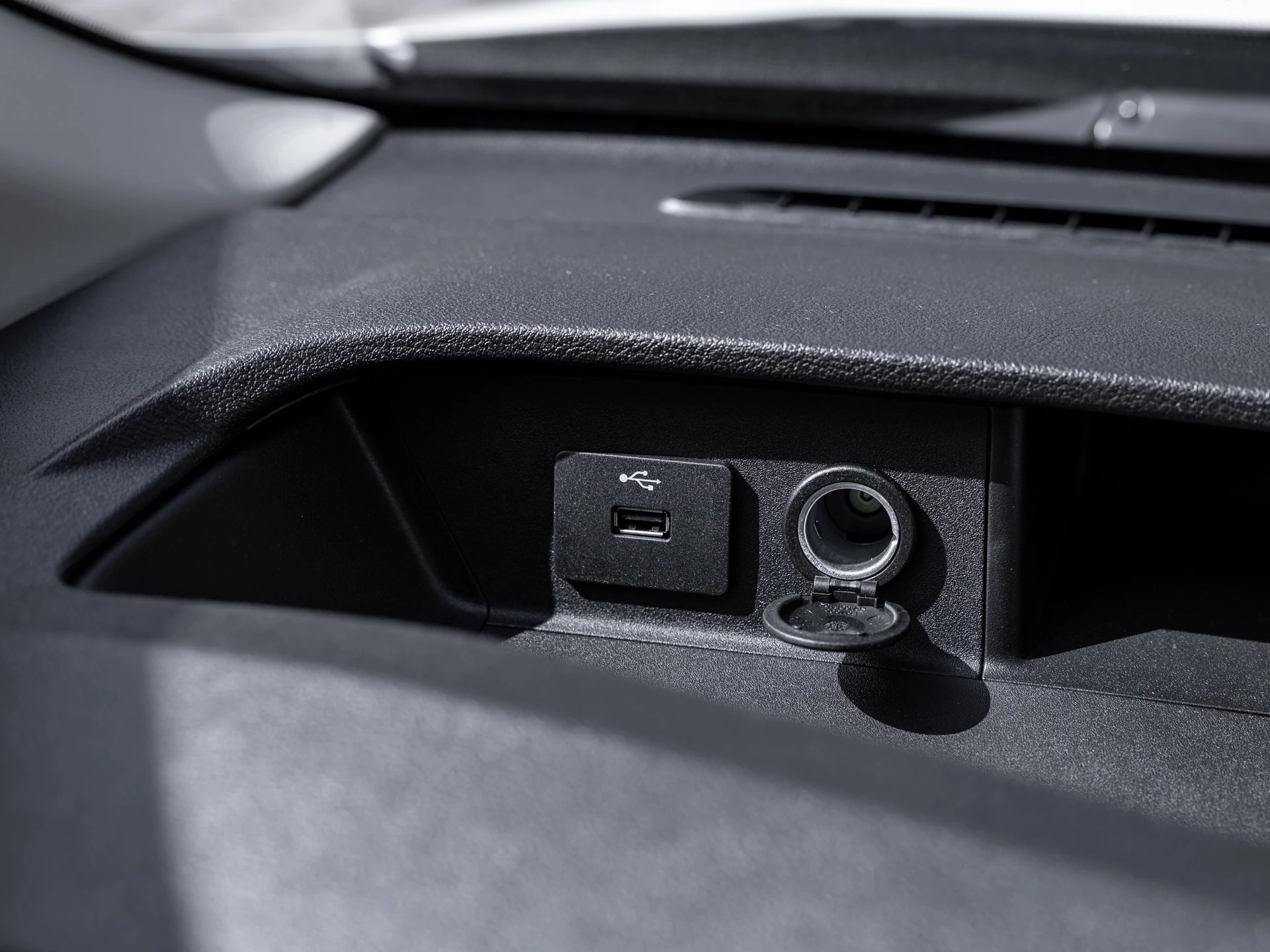 Ford-Transit-image-15