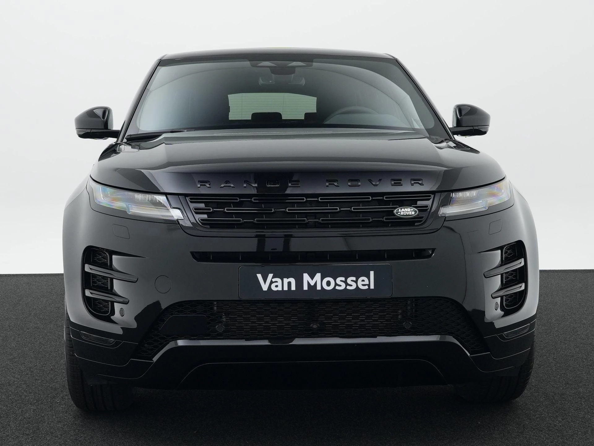 Land Rover-Range Rover Evoque-image-2