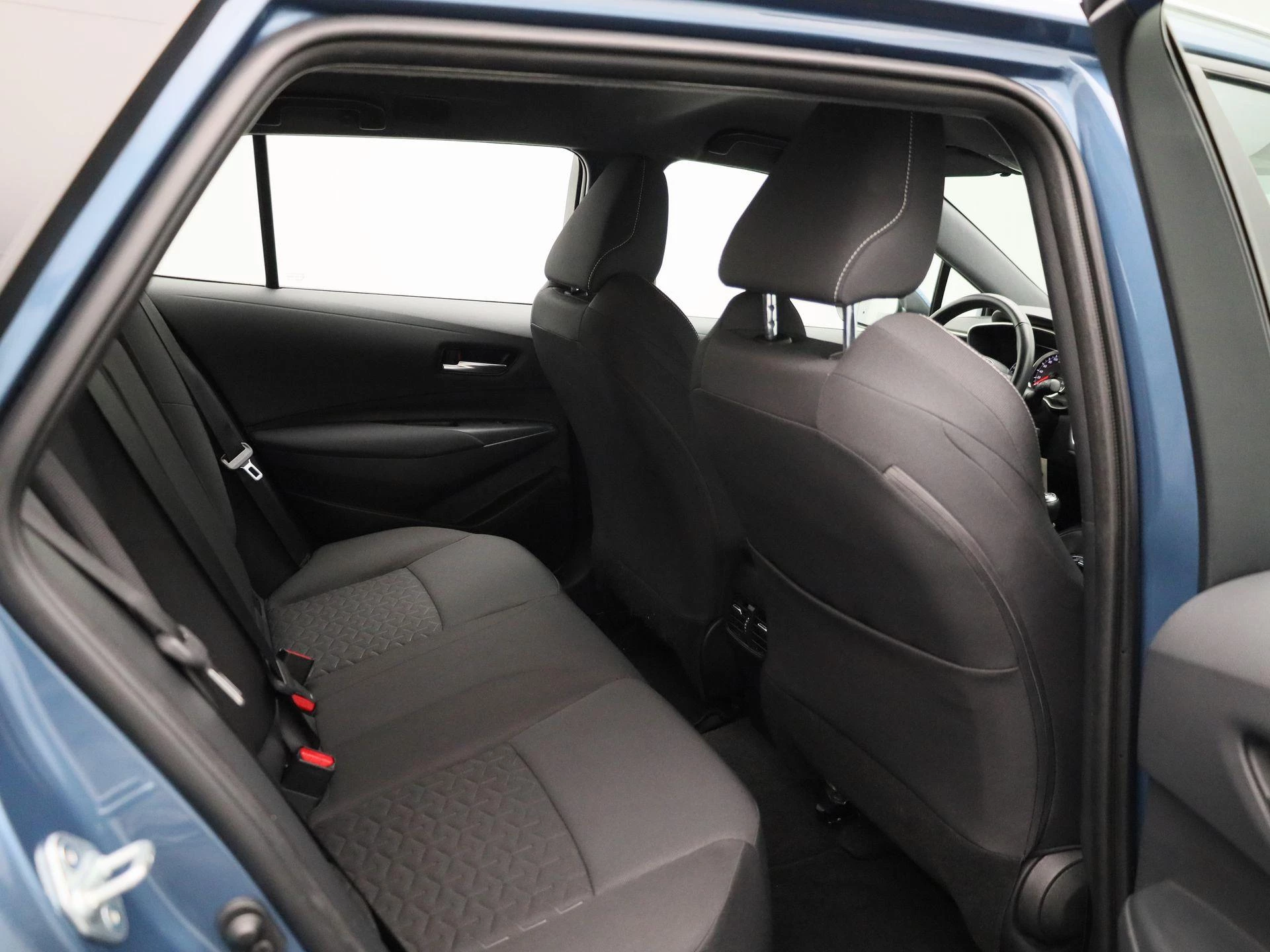 Toyota-Corolla Touring Sports-image-33