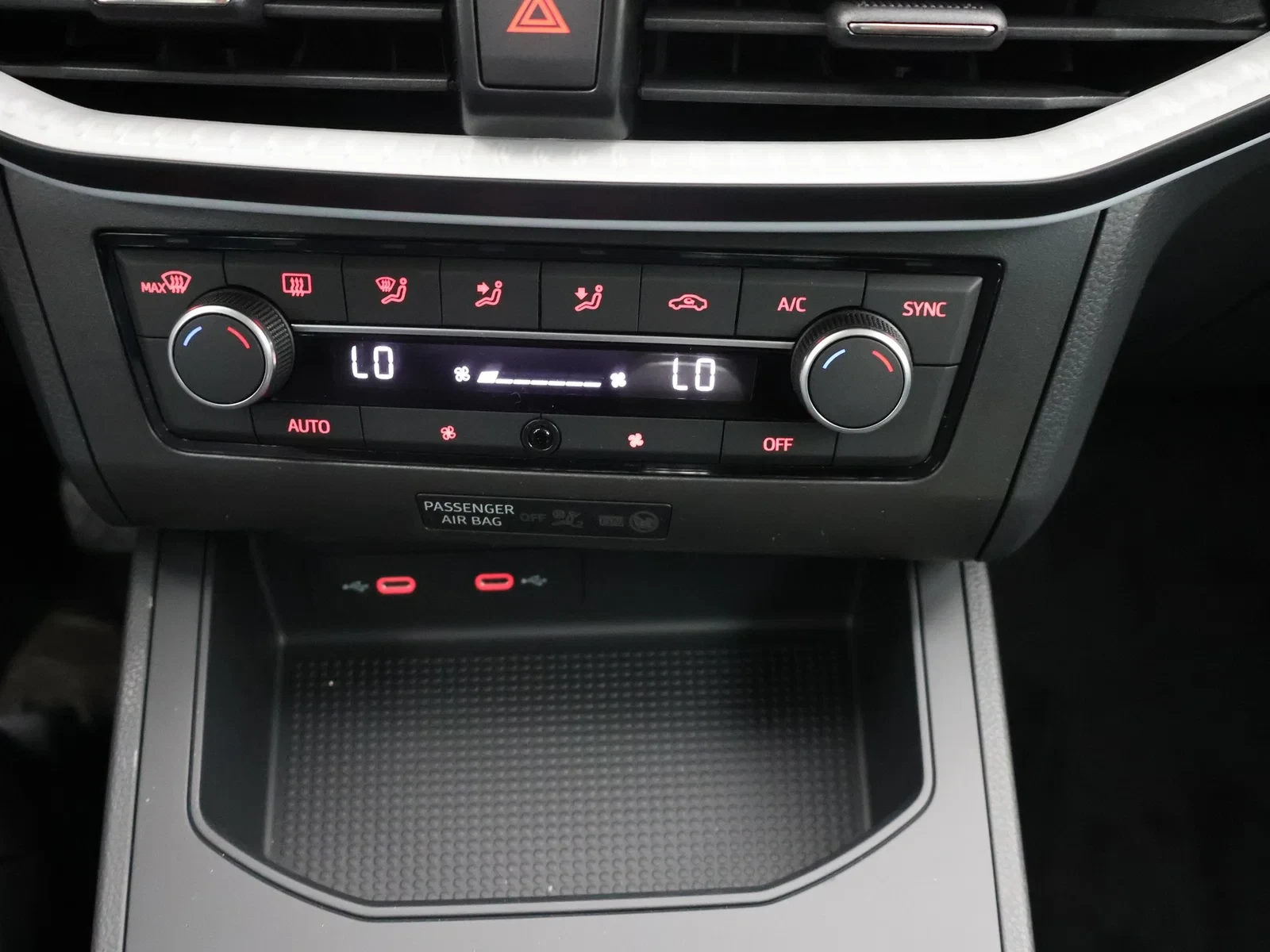 SEAT Ibiza 5P/D Ibiza Move! 1.0TSI 95pk Manueel *NAVI*CRUISE*PDC ACHTER*BLTH*DIGITAL DASHBOARD*...