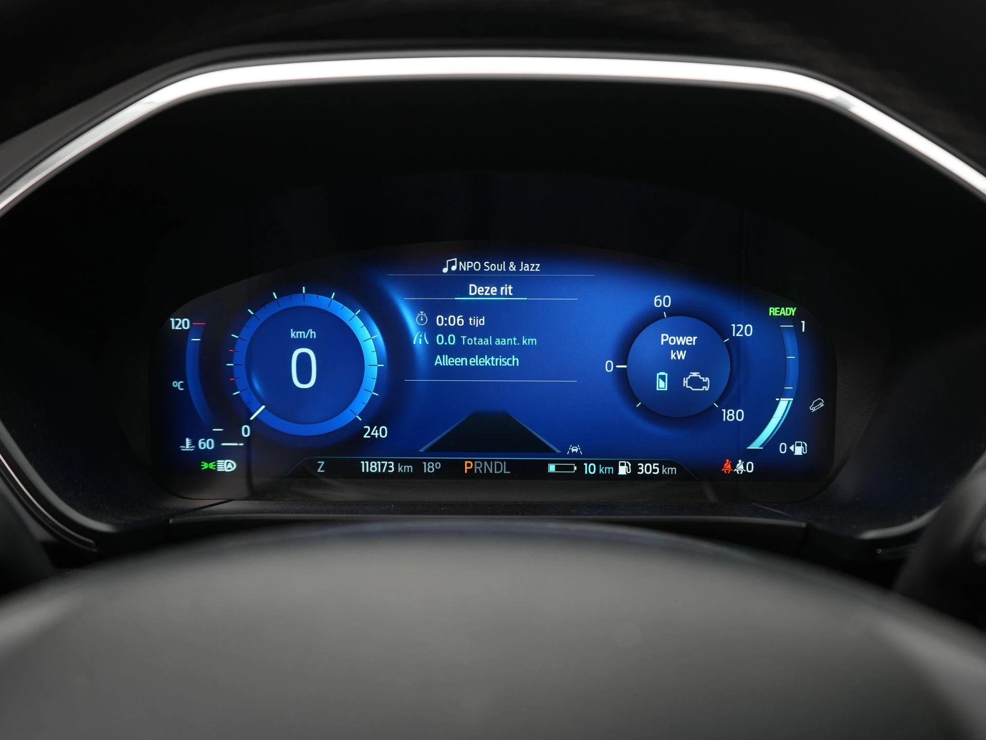 Ford-Kuga-image-10