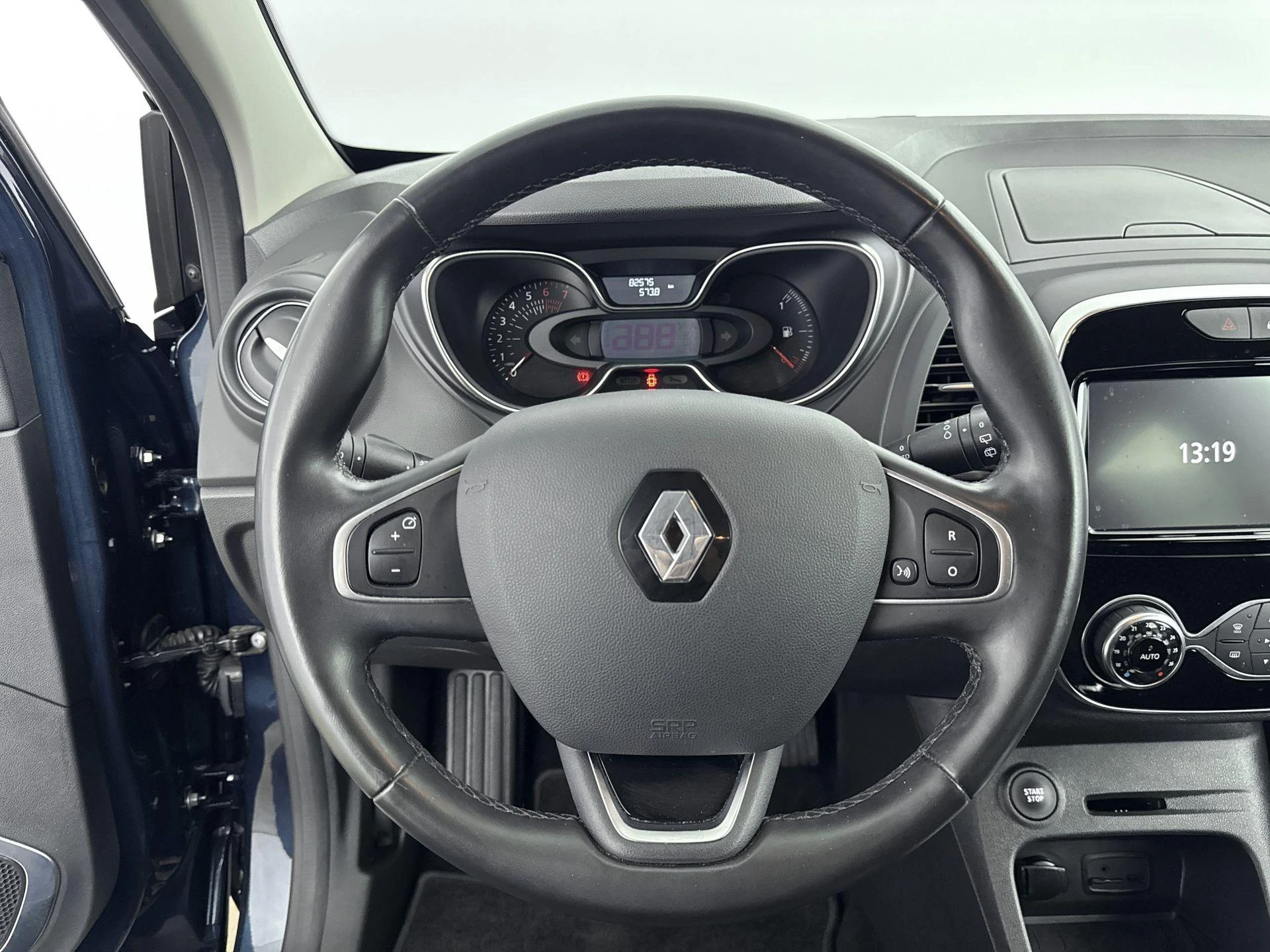 Renault-Captur-image-26