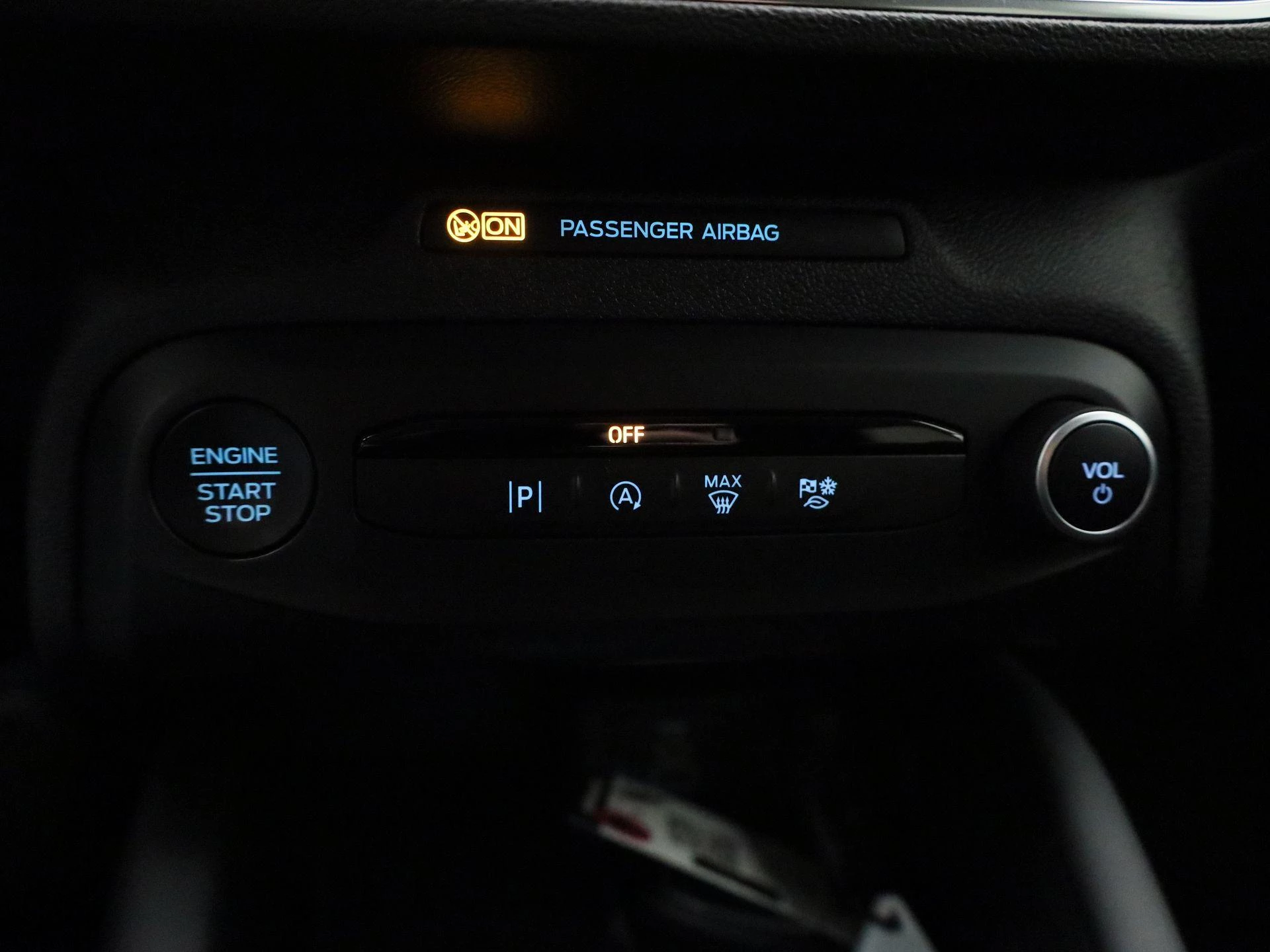 Ford Focus Wagon 1.0 EcoBoost Hybrid Titanium X