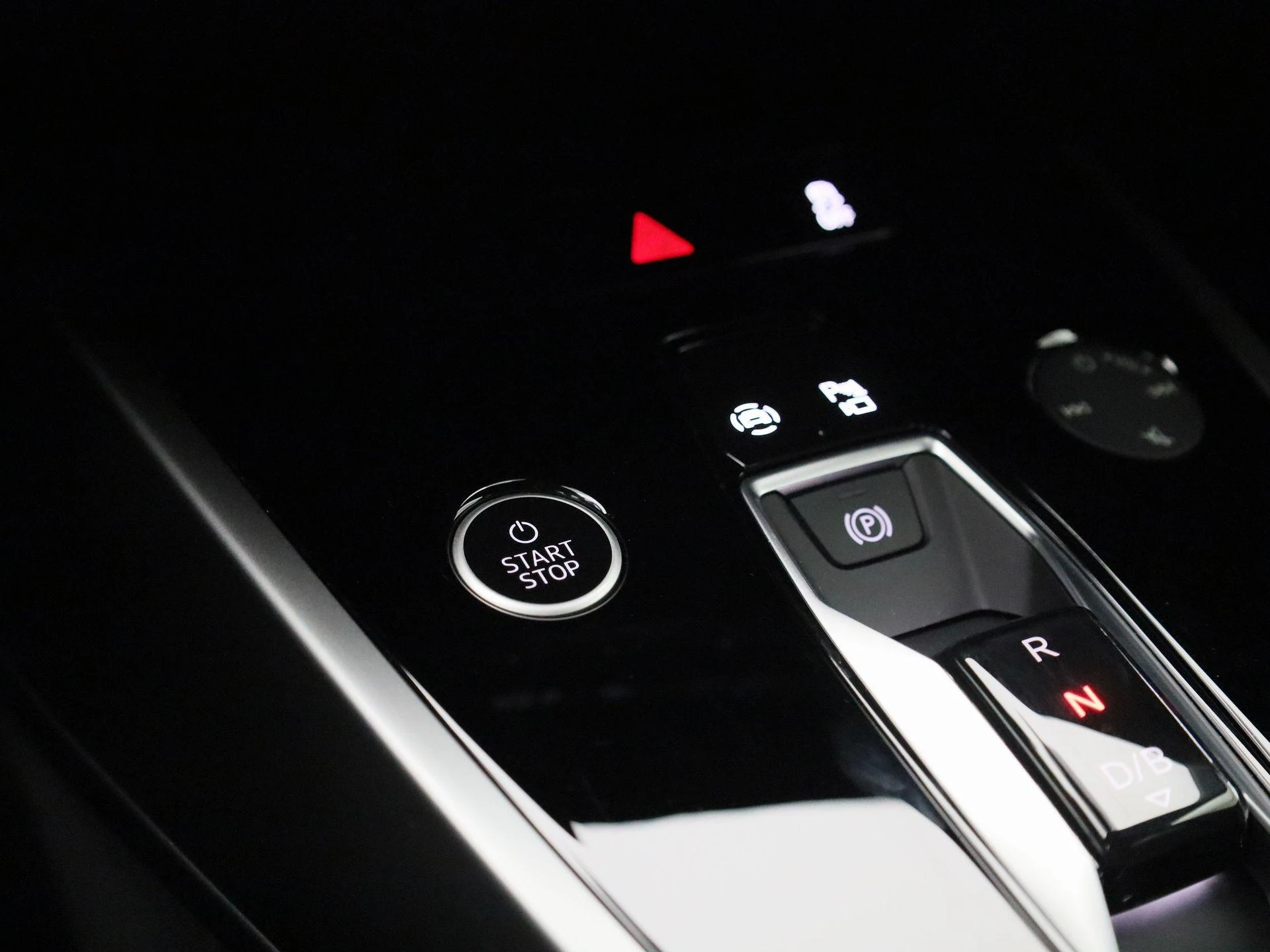 Audi-Q4 e-tron-image-21