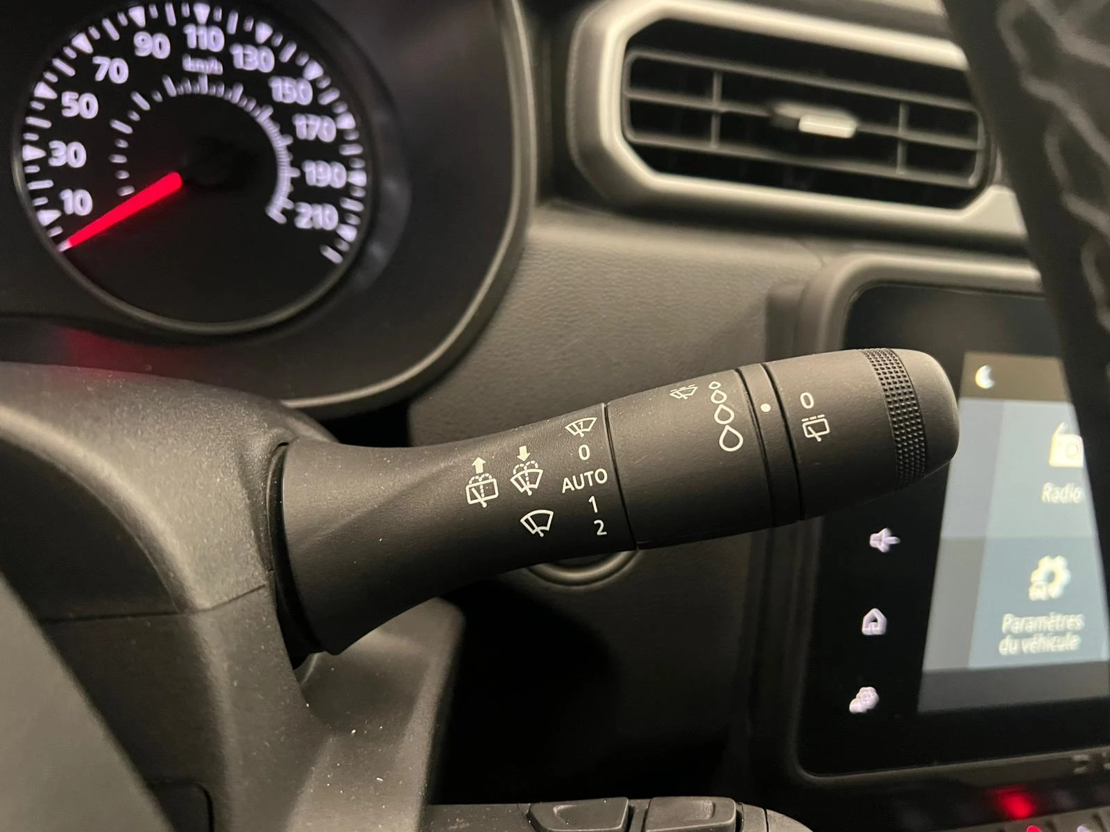 Dacia-Duster-image-15