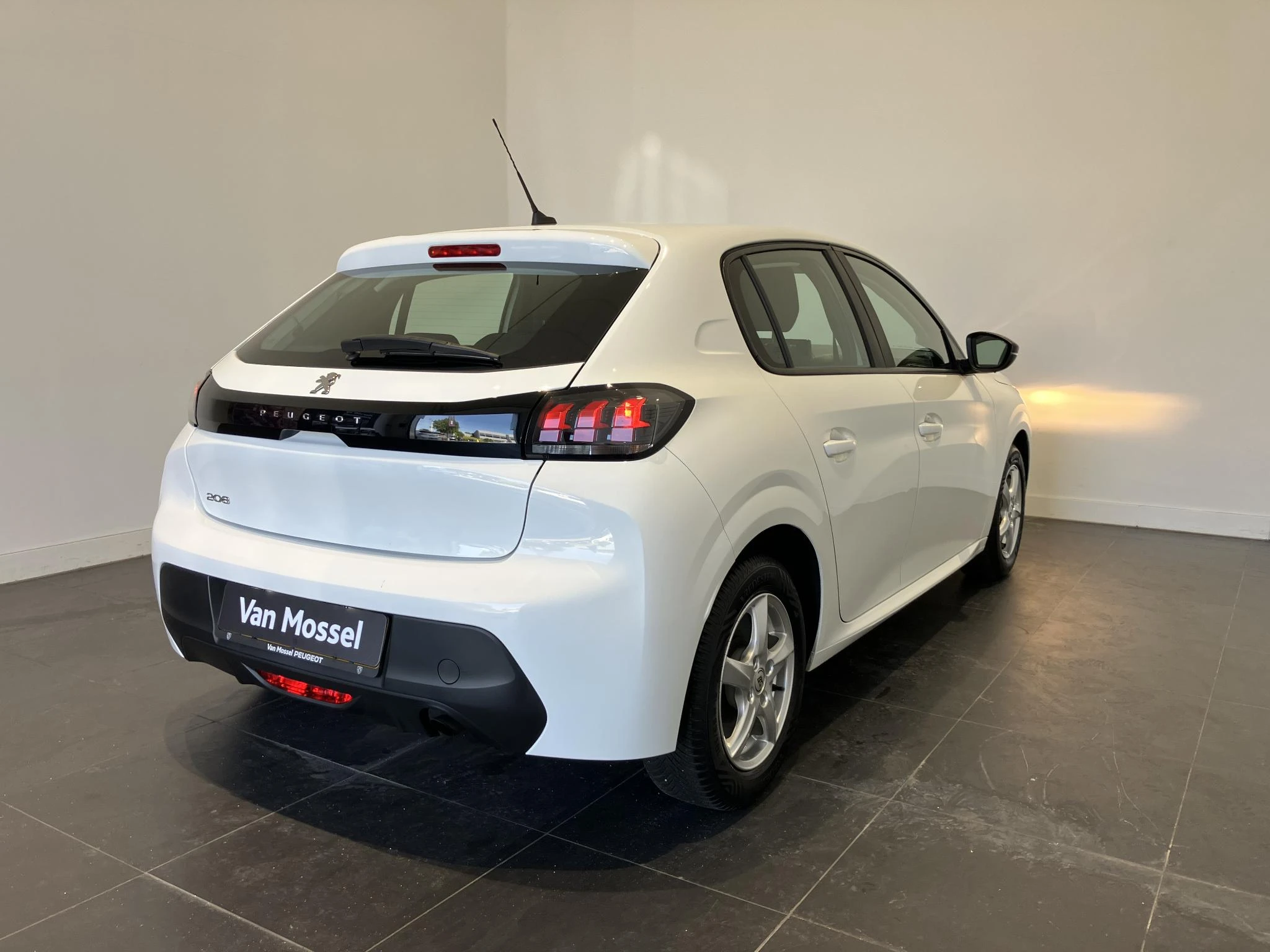 Peugeot-208-image-7
