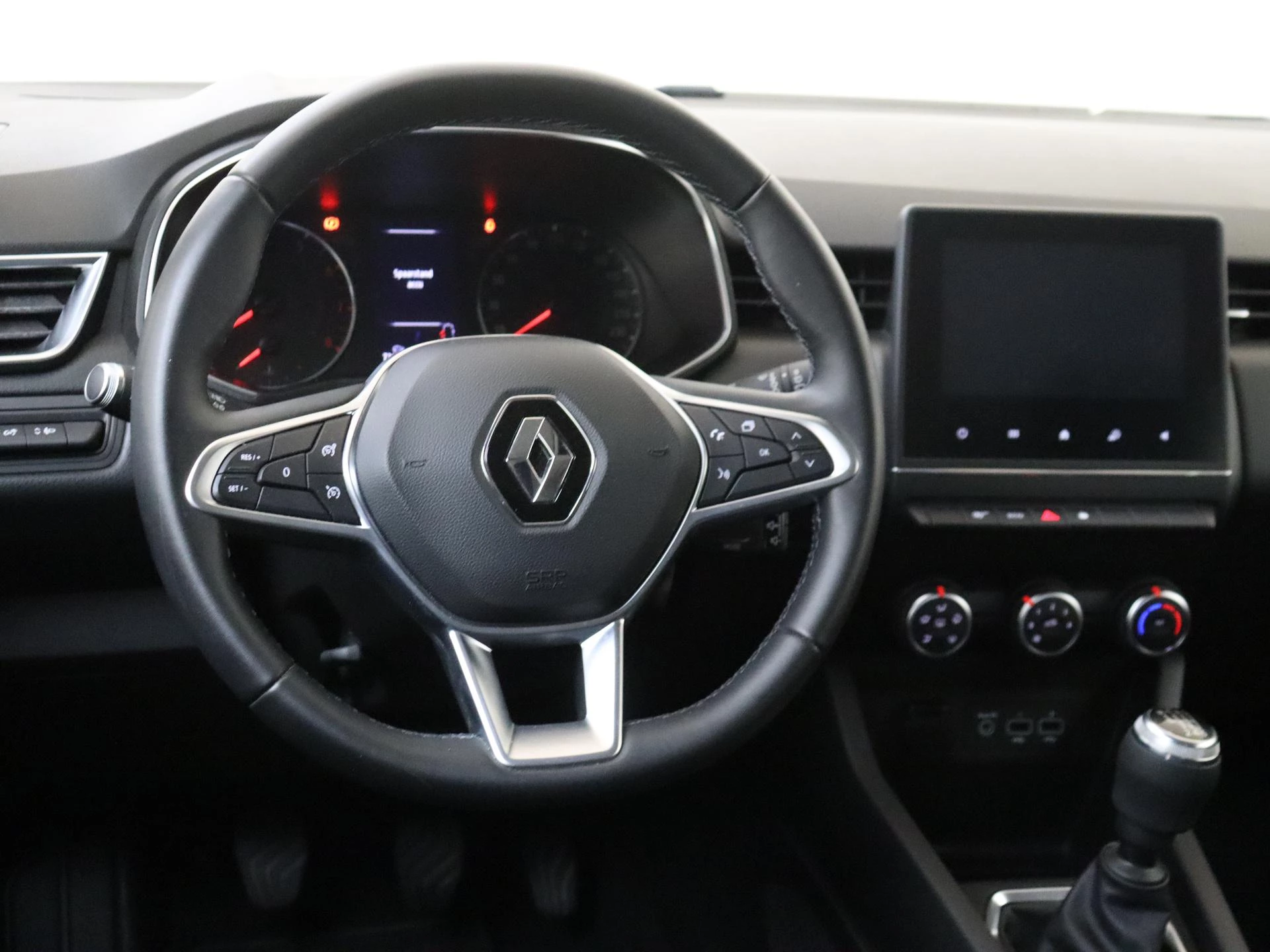 Renault-Clio-image-9