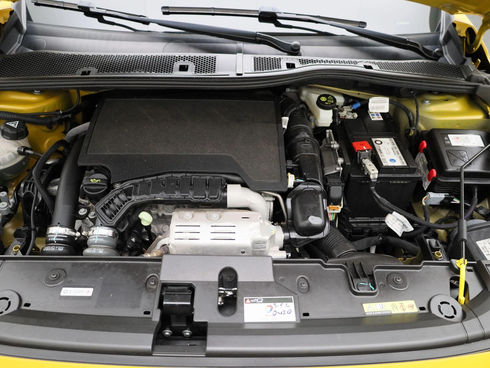 Peugeot-208-image-30