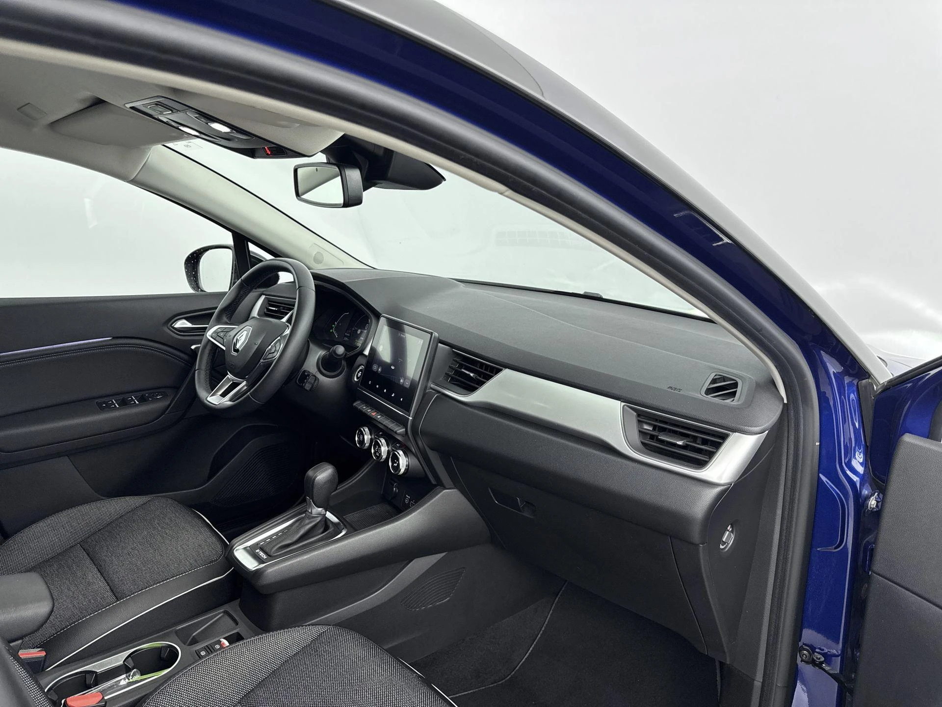 Renault-Captur-image-17