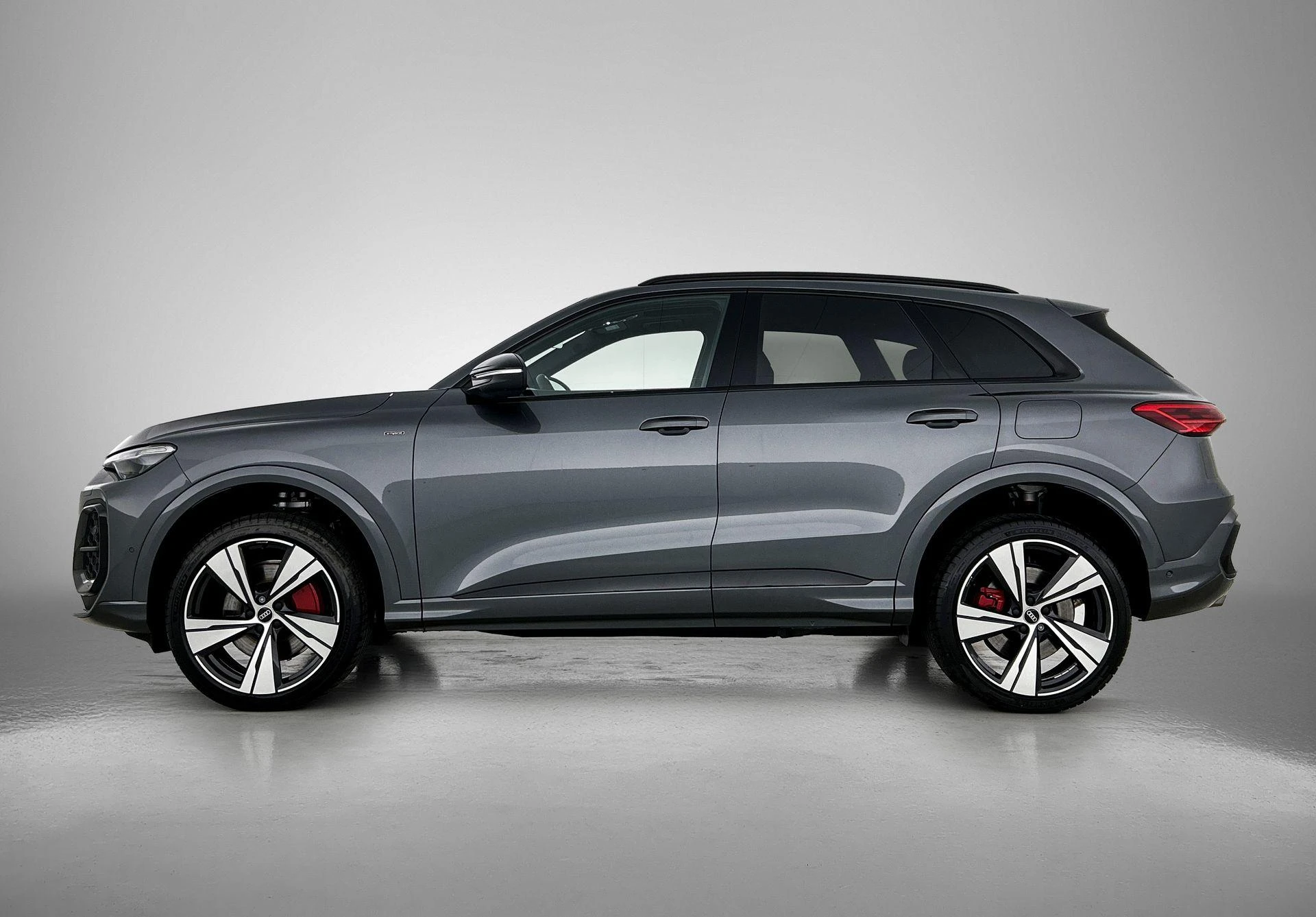 Audi-Q5-image-1