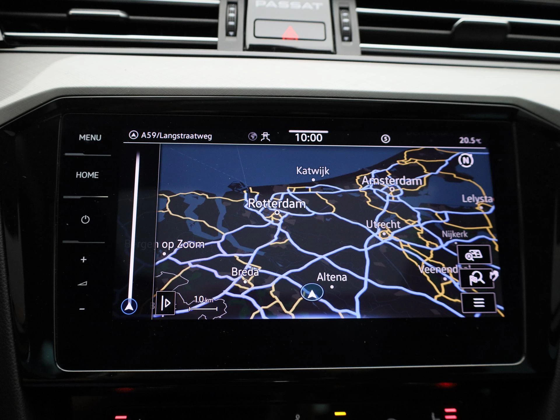 Volkswagen-Passat-image-23
