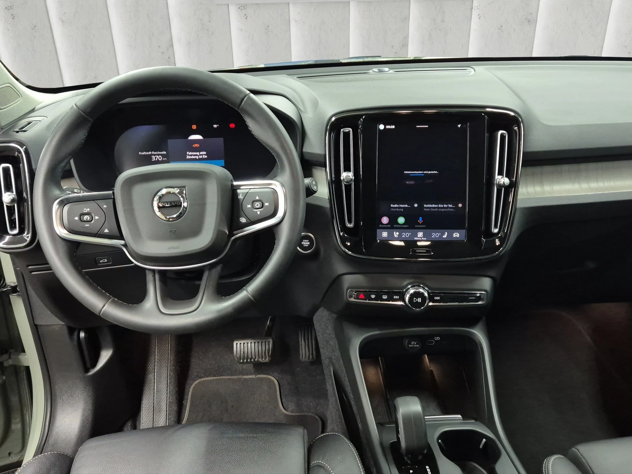 Volvo XC40 B3 2WD Core (EURO 6d)