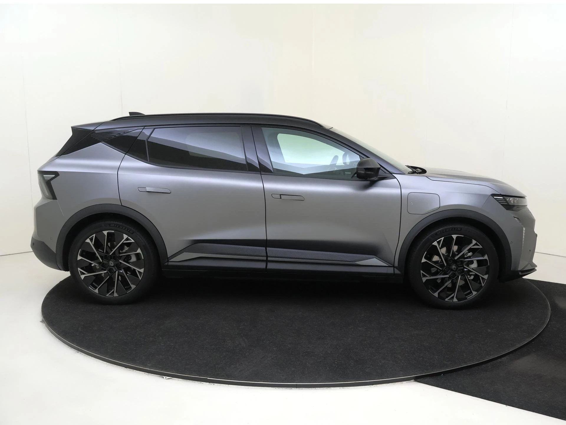 Renault-Scénic-image-5