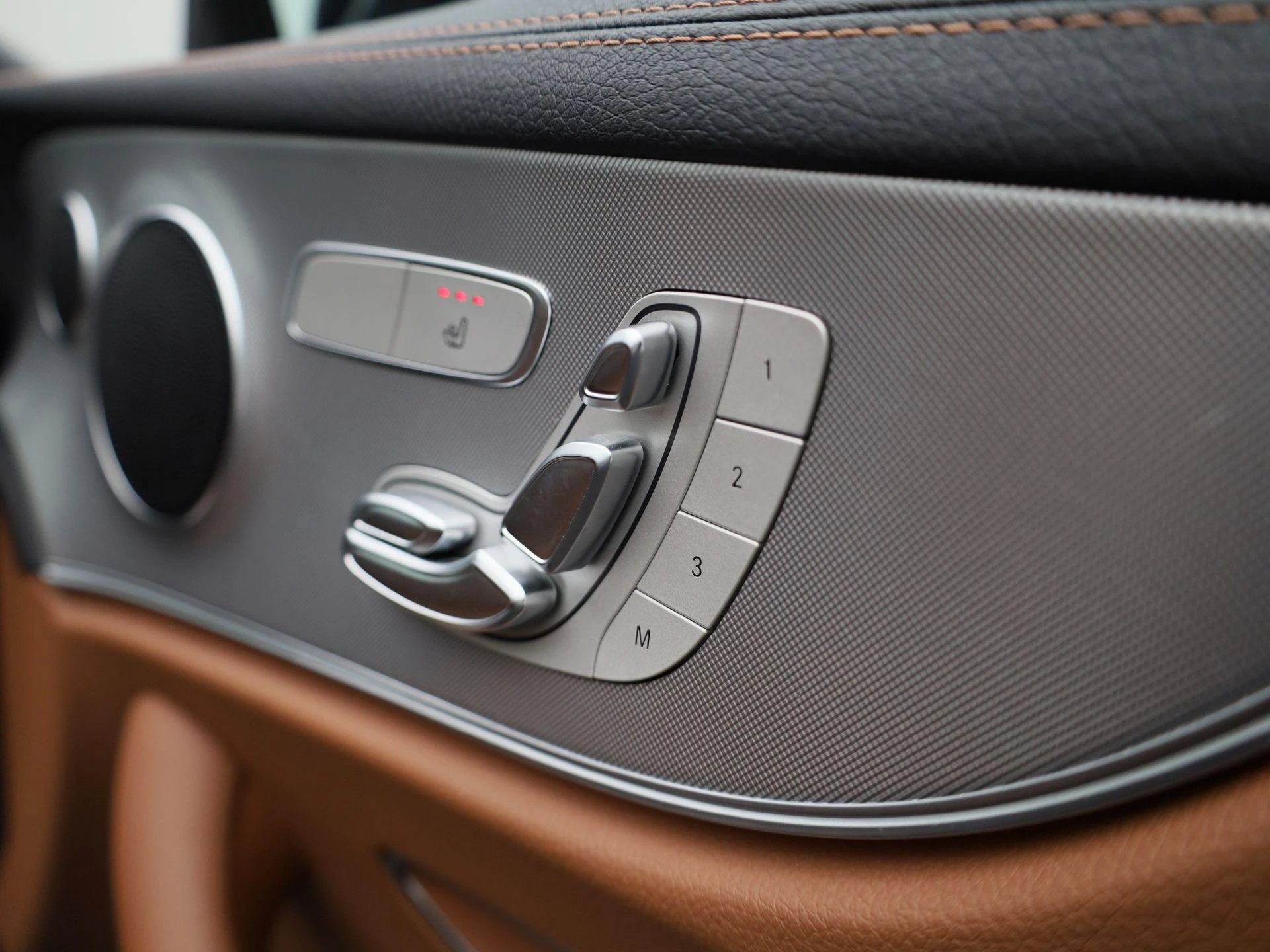 Mercedes-Benz-E-Klasse-image-53